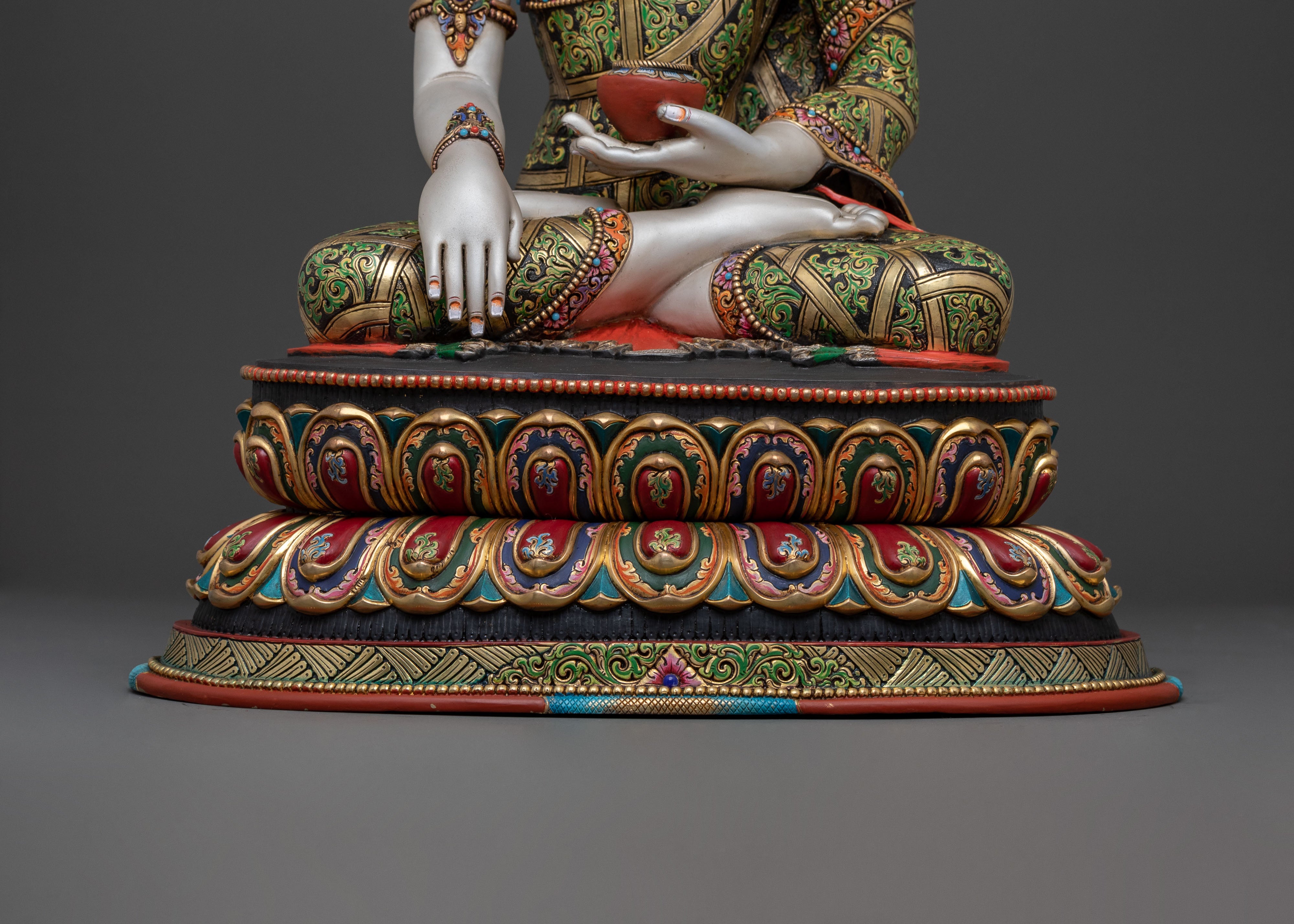 Crown Shakyamuni Buddha Royal Statue | Altar Decor