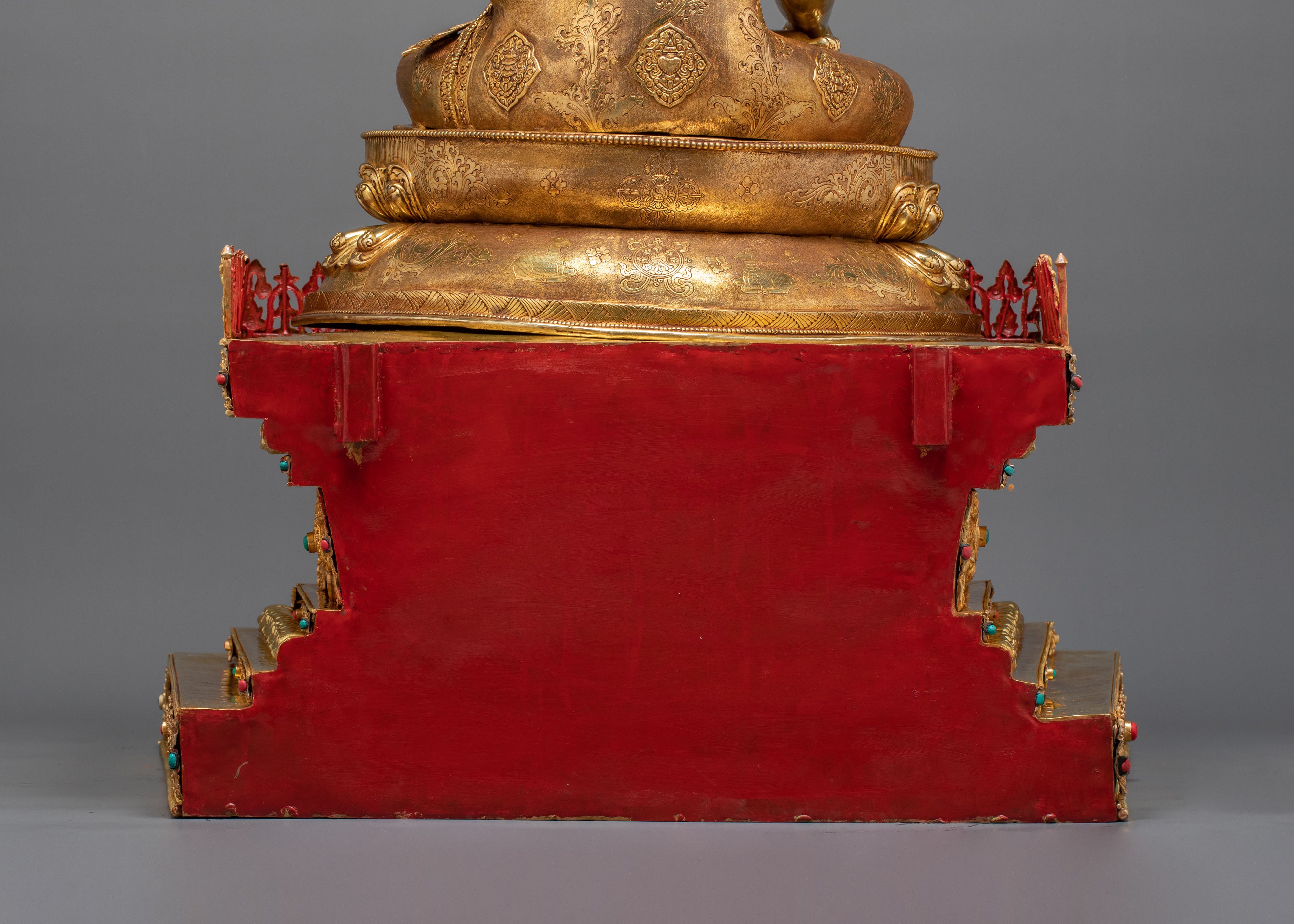 Crown Shakyamuni Buddha Golden Figurine on Throne