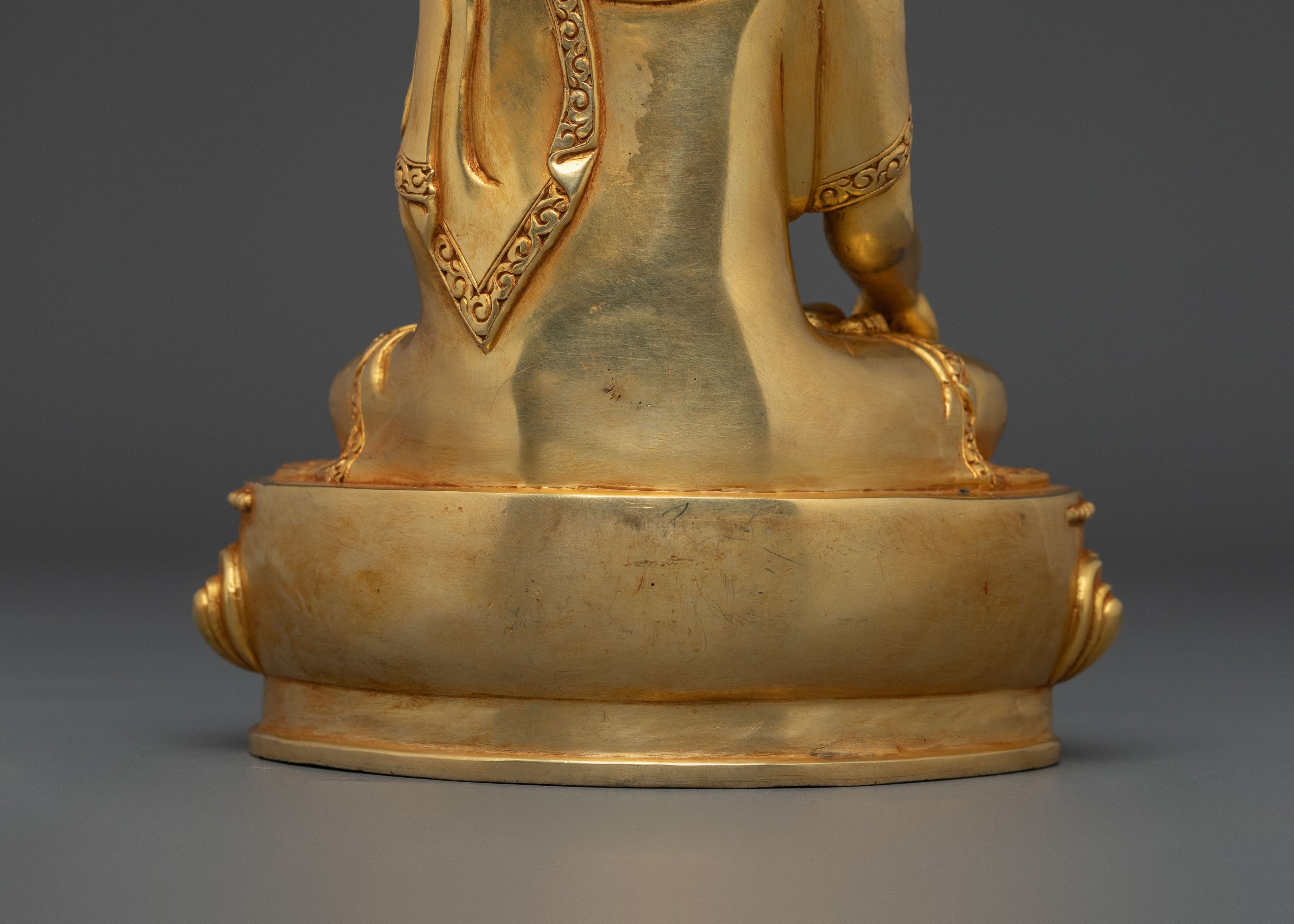 Shakyamuni Buddha Traditional Statue | Enlightened Figurine