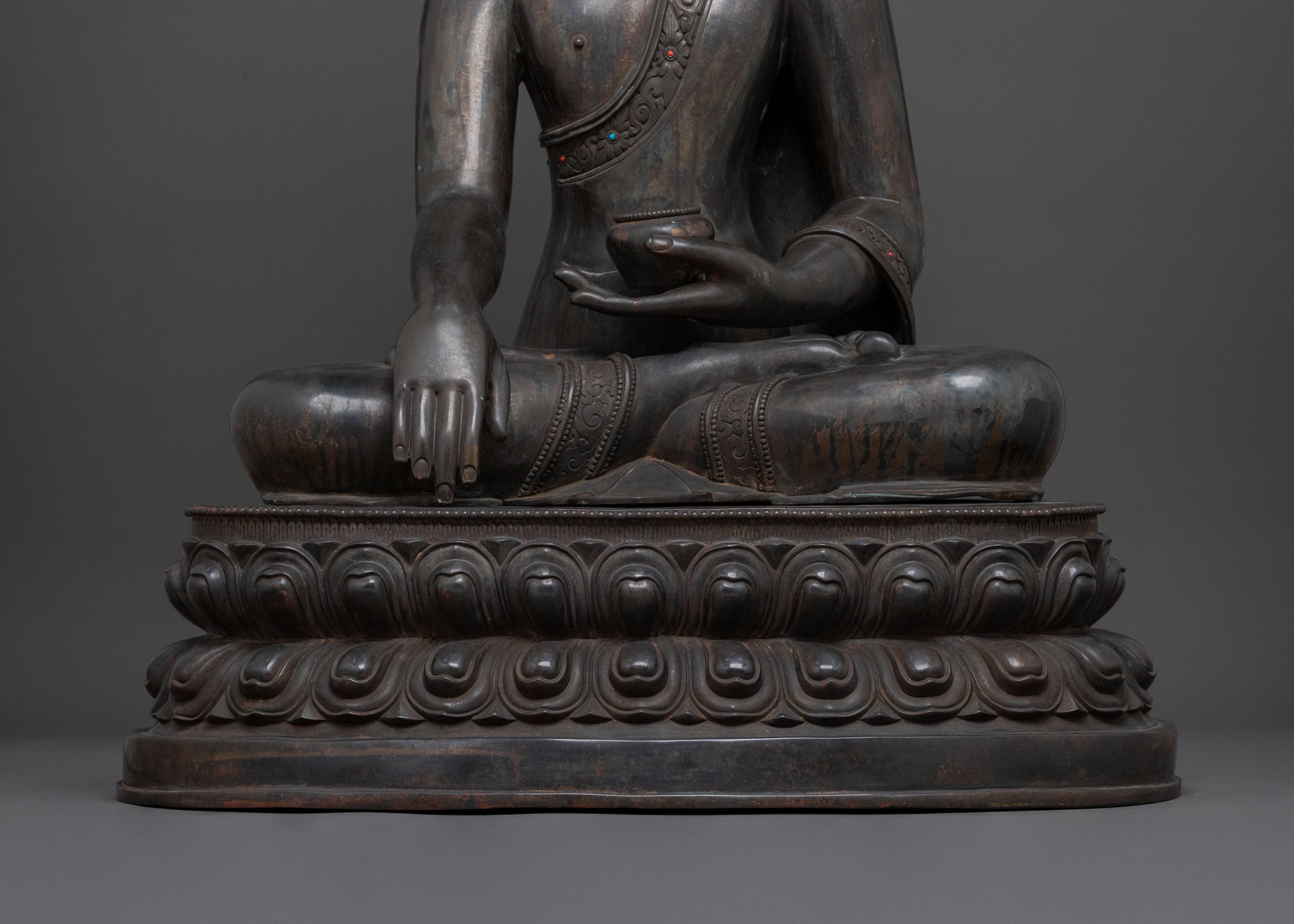 Traditional Shakyamuni Buddha Statue | Historical Buddha