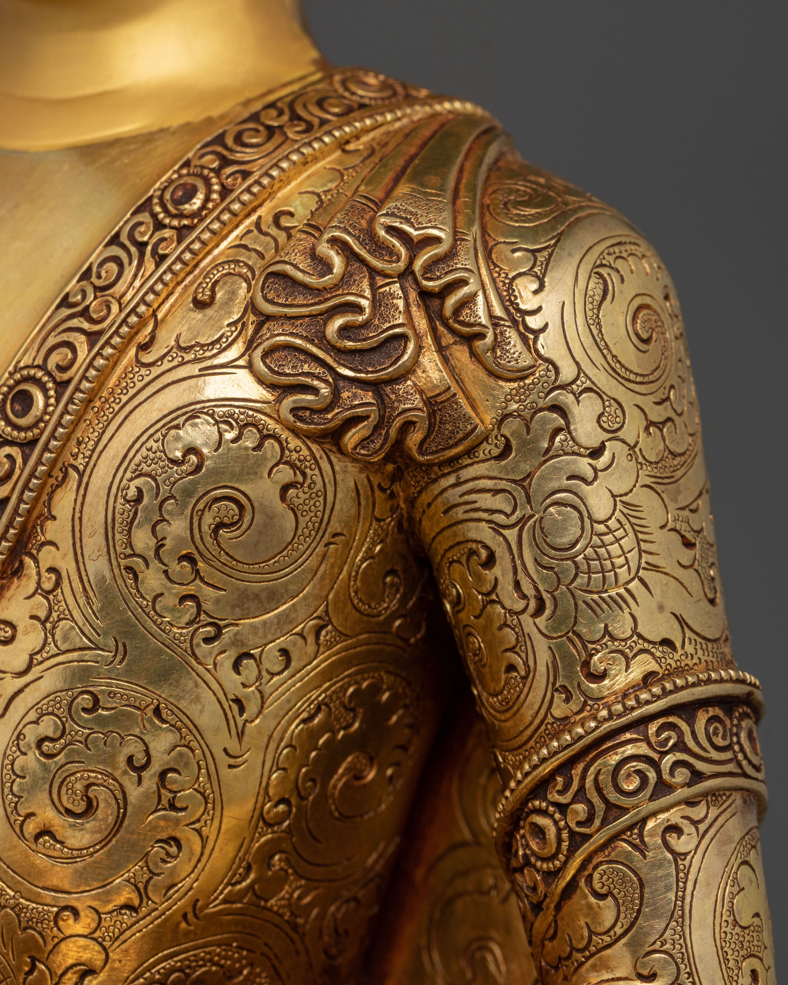 Shakyamuni Buddha Figurine | The Enlightened One