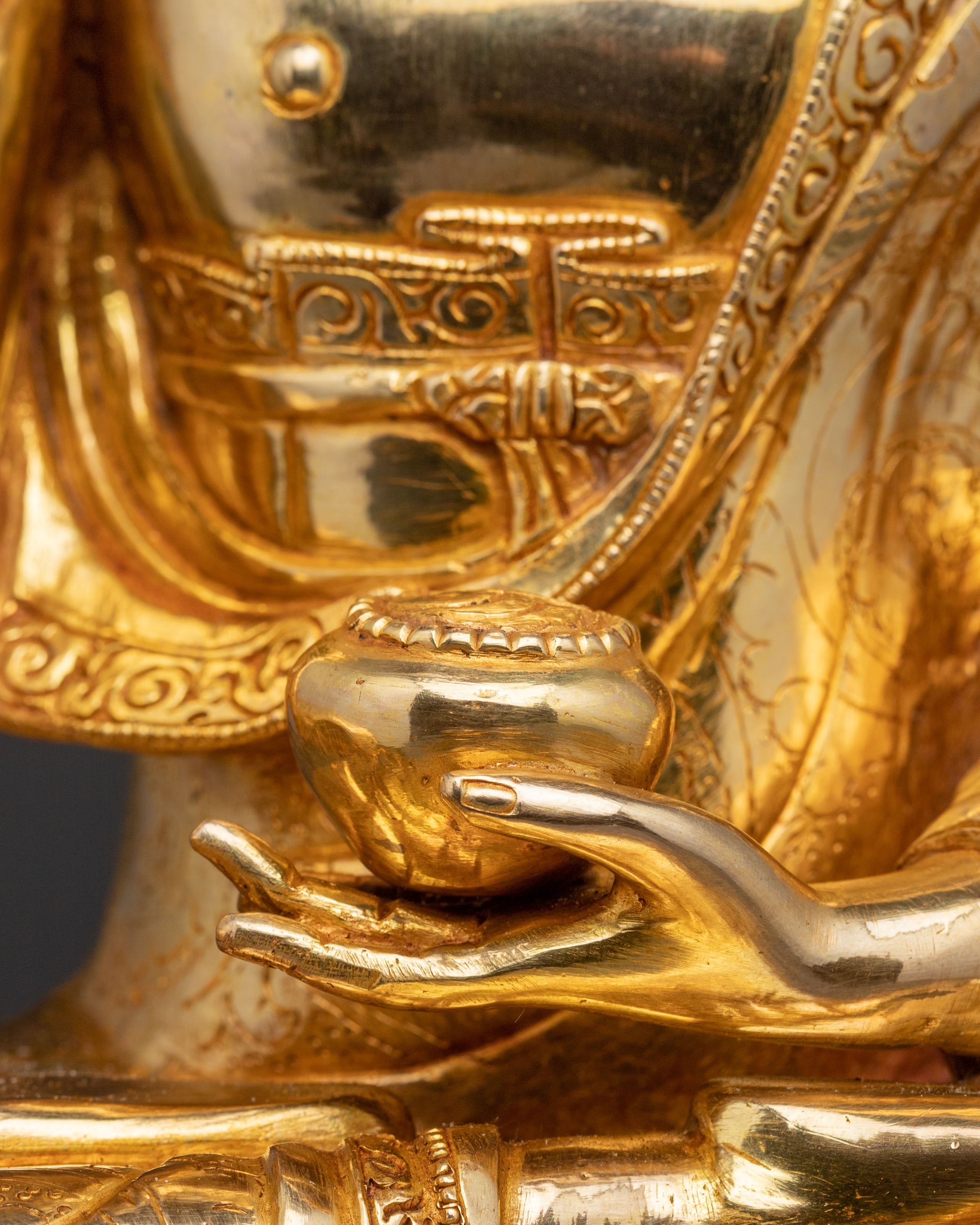 Shakyamuni Buddha Statue with Disciples - Enlightened One