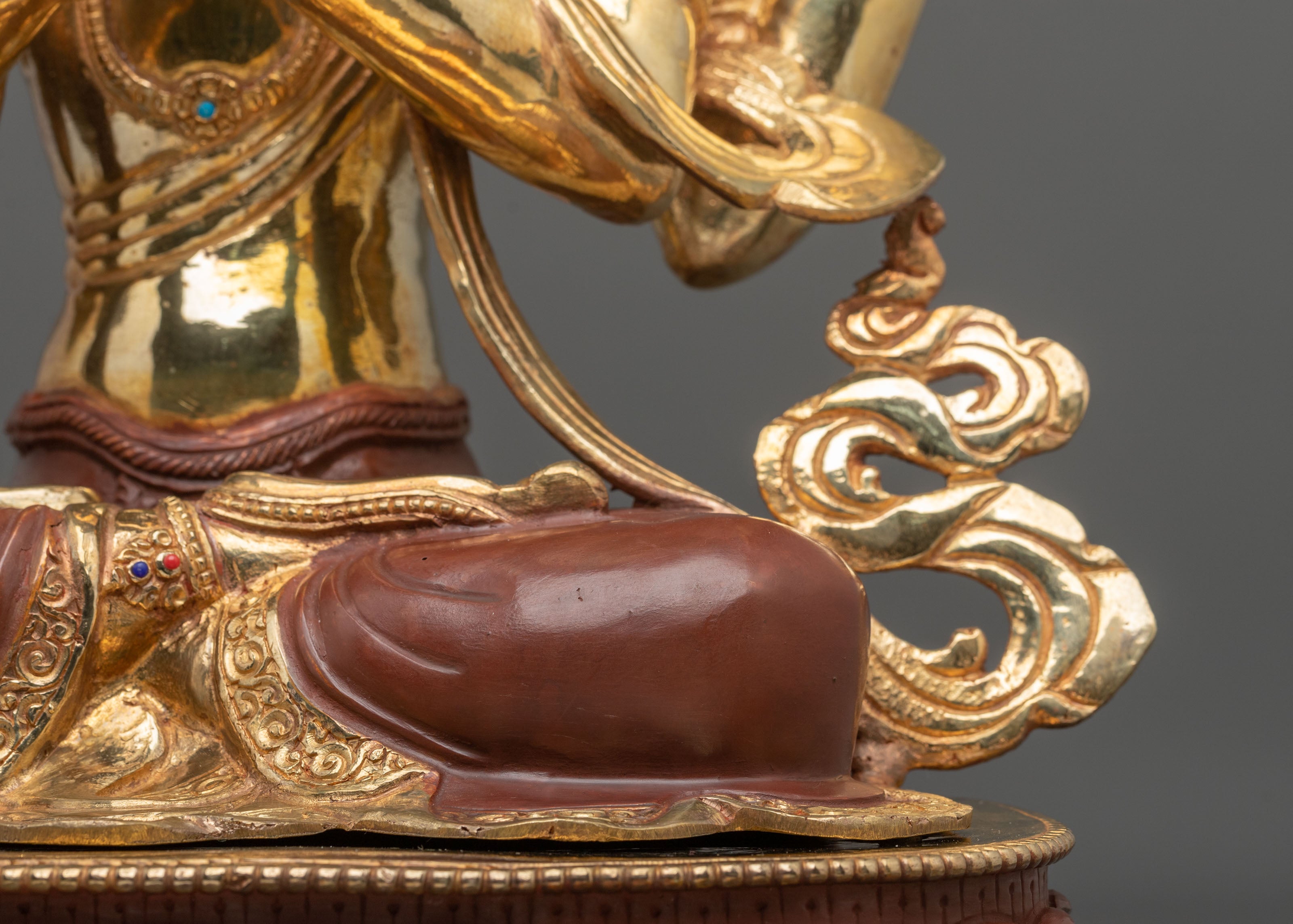 24k Gold-Coated Chenrezig Statue | Handcrafted in Nepal