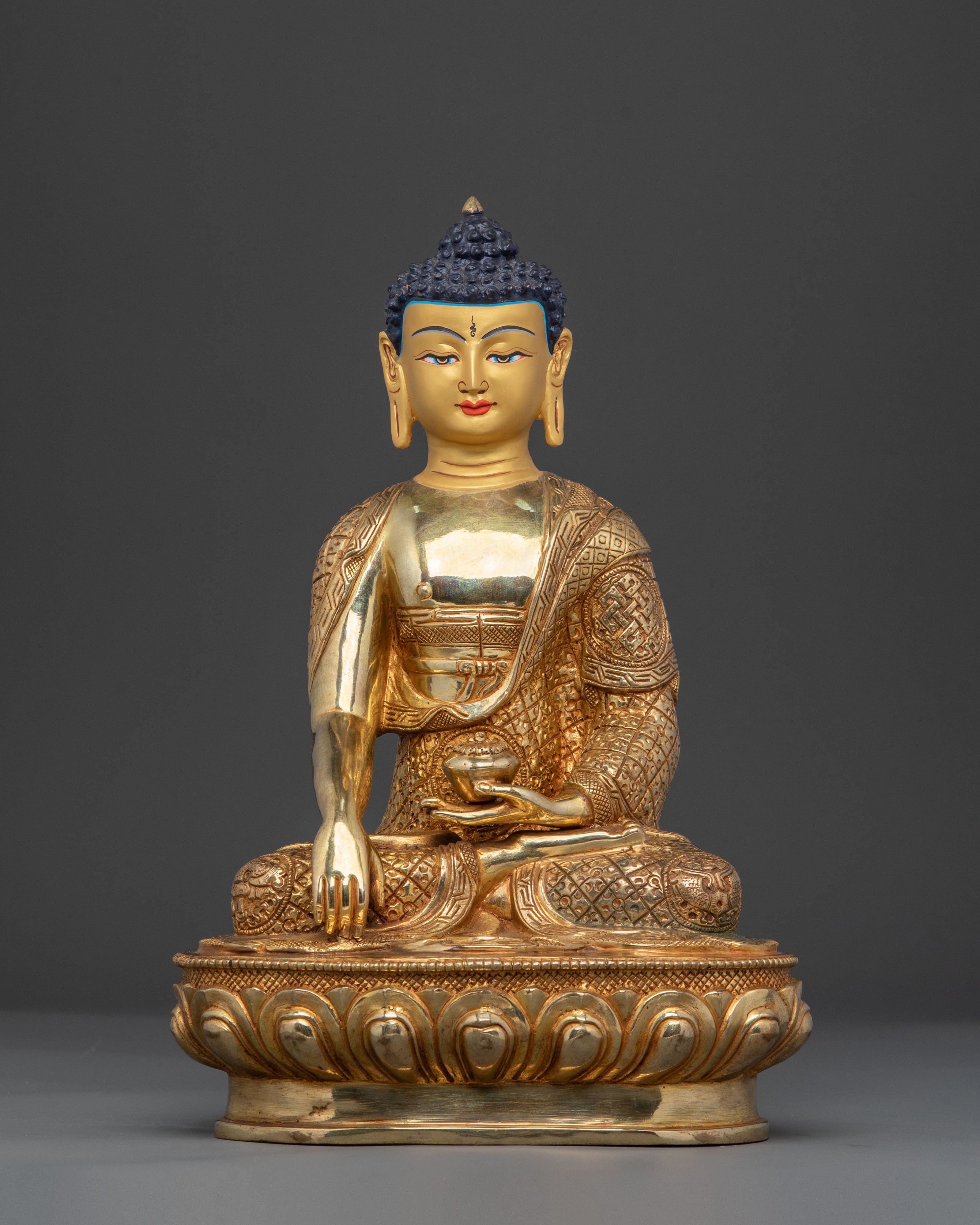 Shakyamuni Statue 