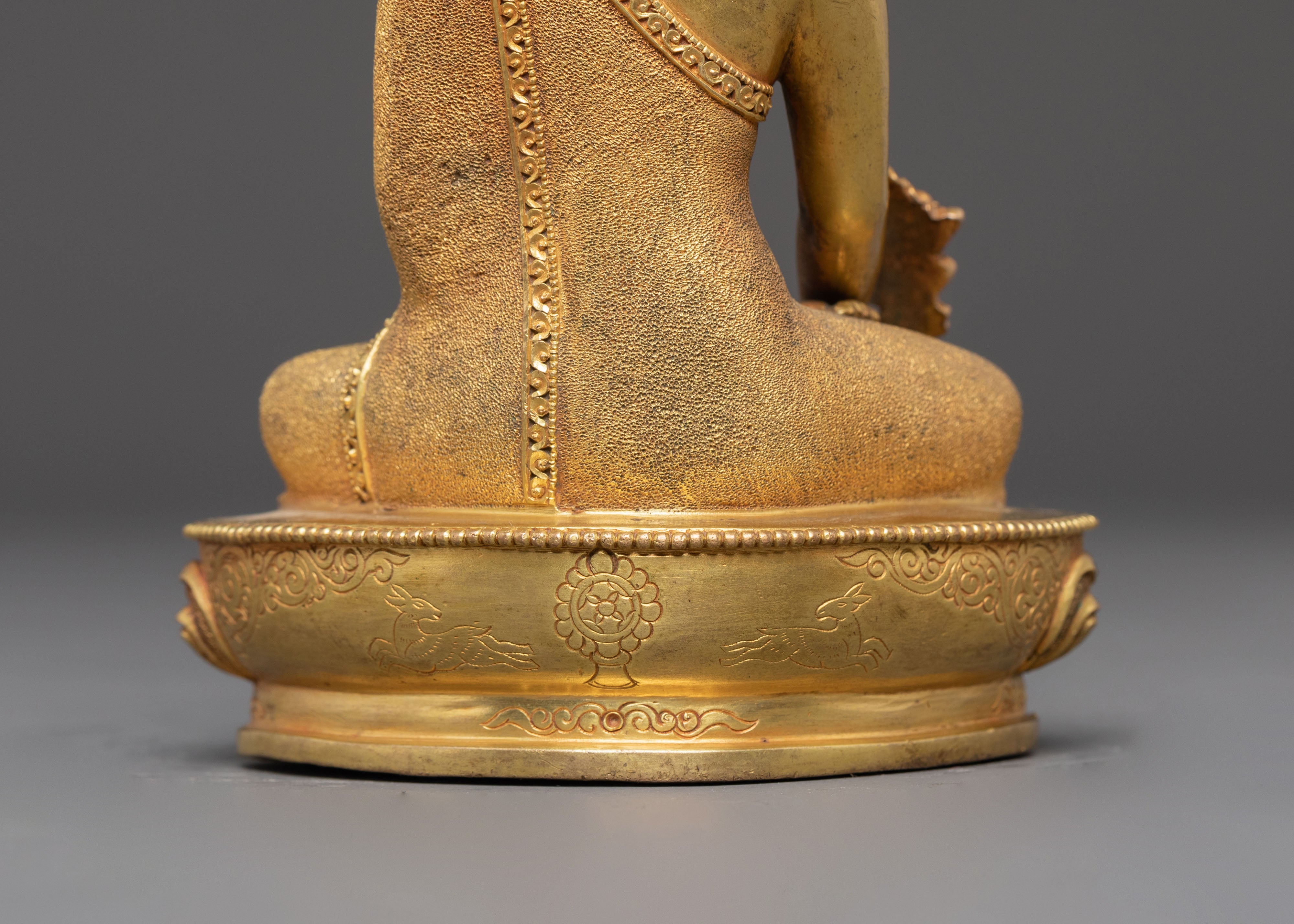 Tranquil Statue of Medicine Buddha | Bhaisajyaguru Sculpture