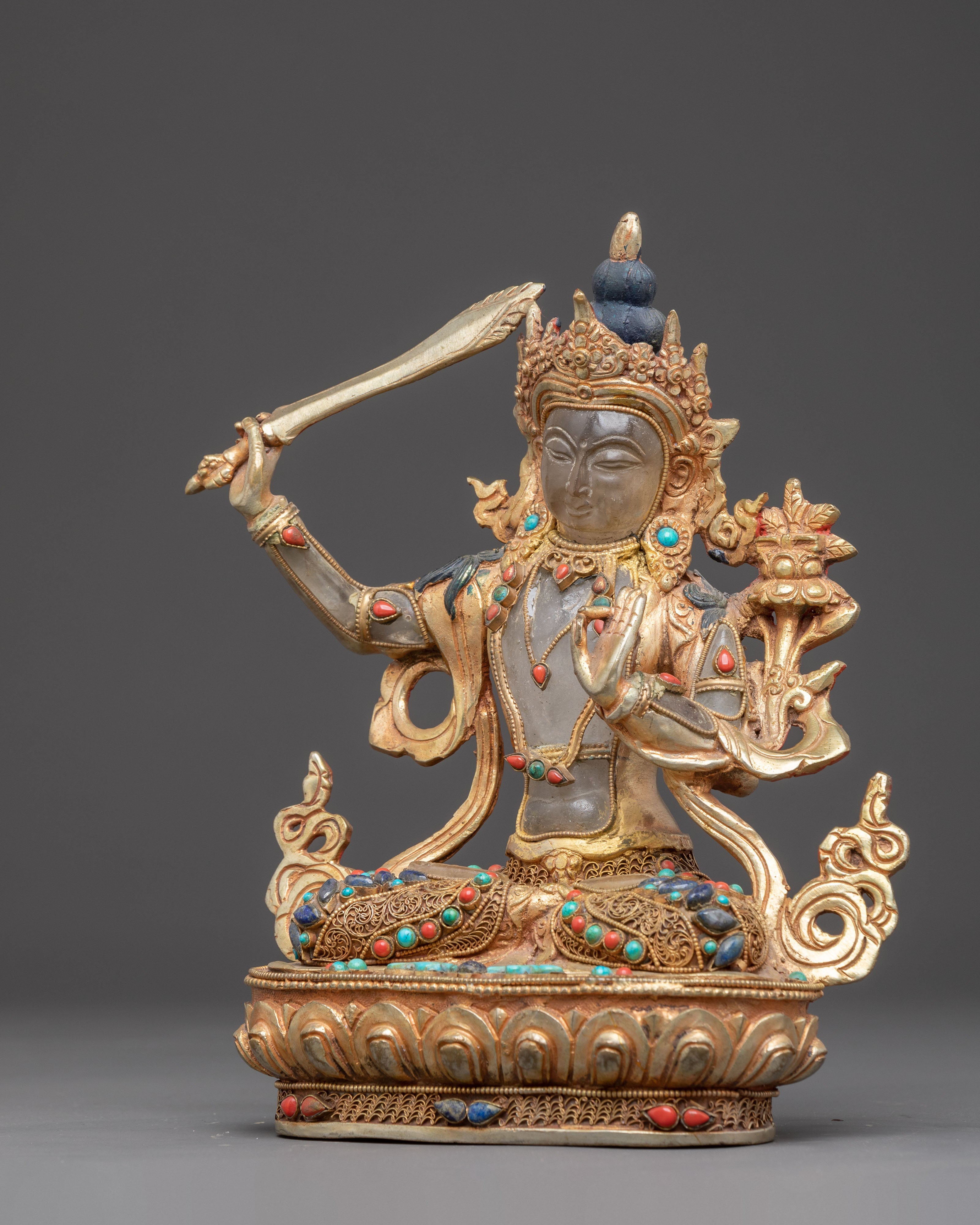 Manjushri Statue: Embodiment of Transcendent Wisdom