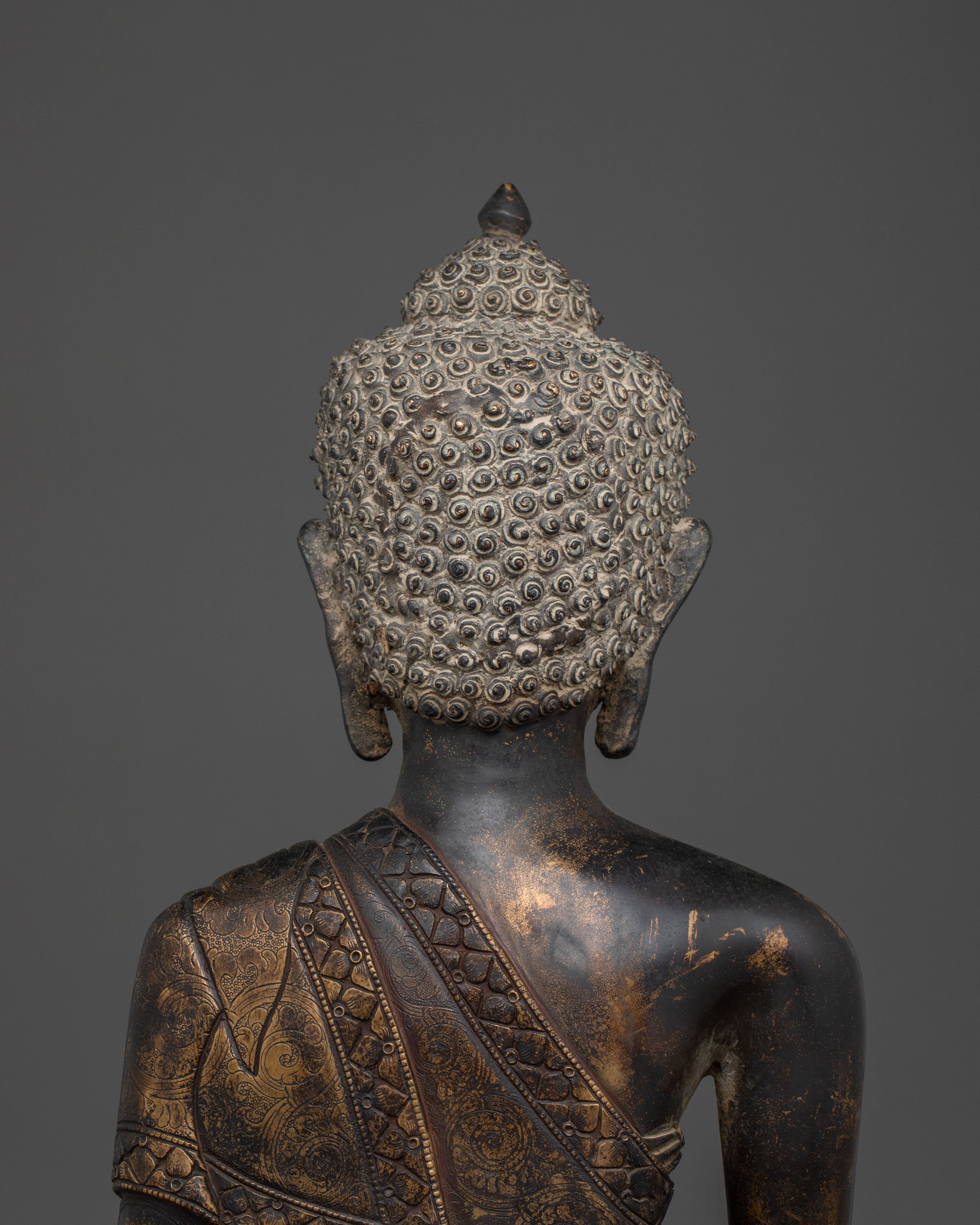 Siddhartha Gautama Spiritual Sculpture | Historical Buddha
