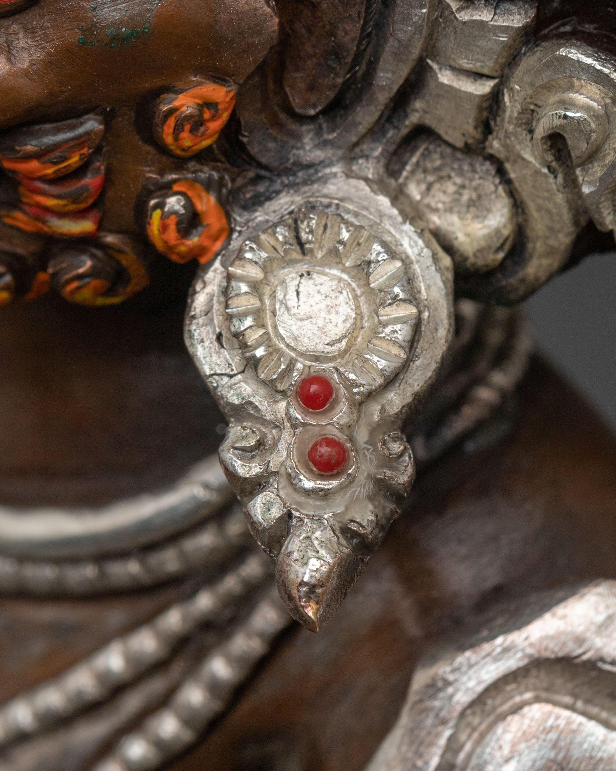 Sacred Statue of White Dzambhala: Deity of Wealth and Compassion