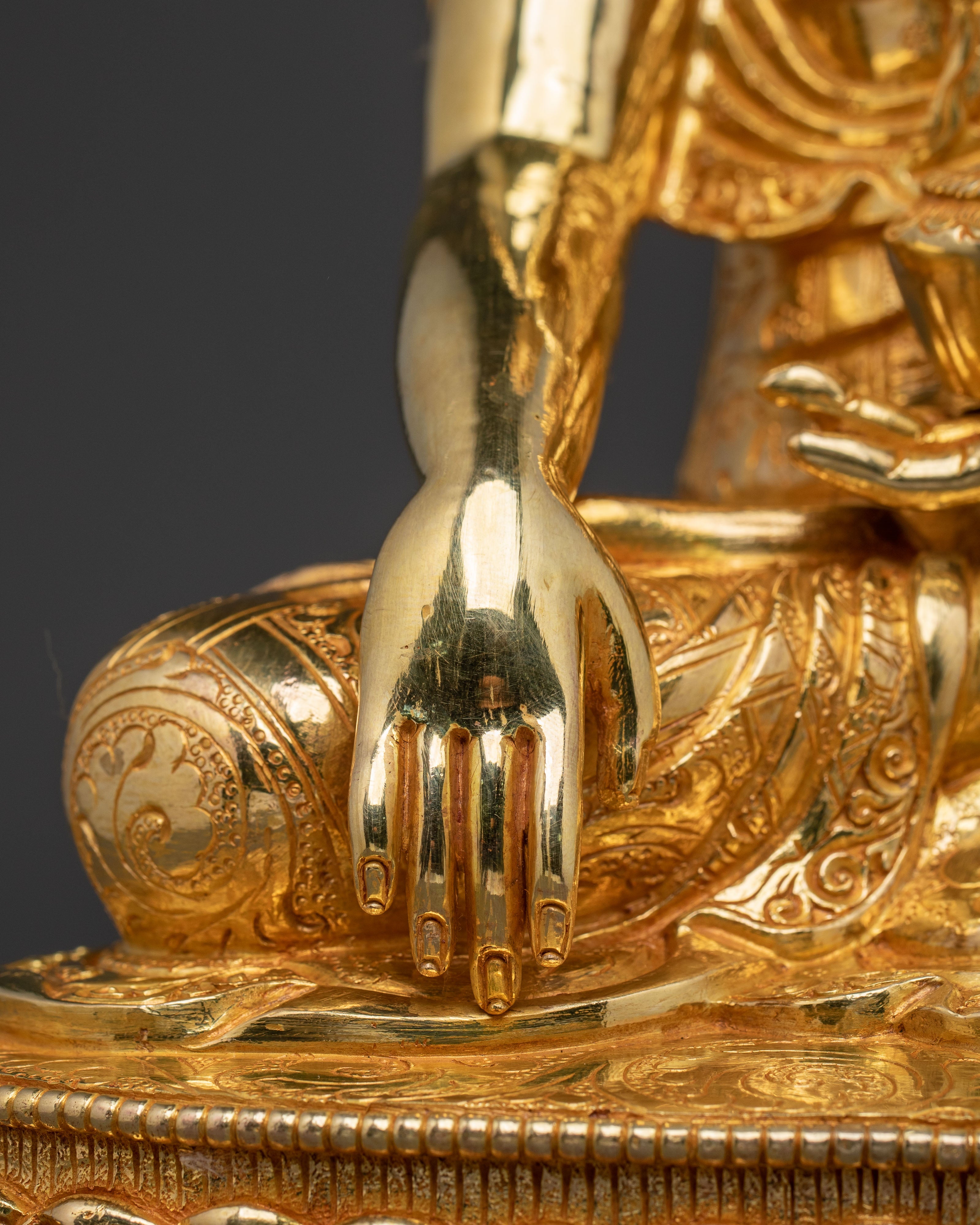 Serene 24K Gold Gilded Meditation Buddha Shakyamuni Sculpture