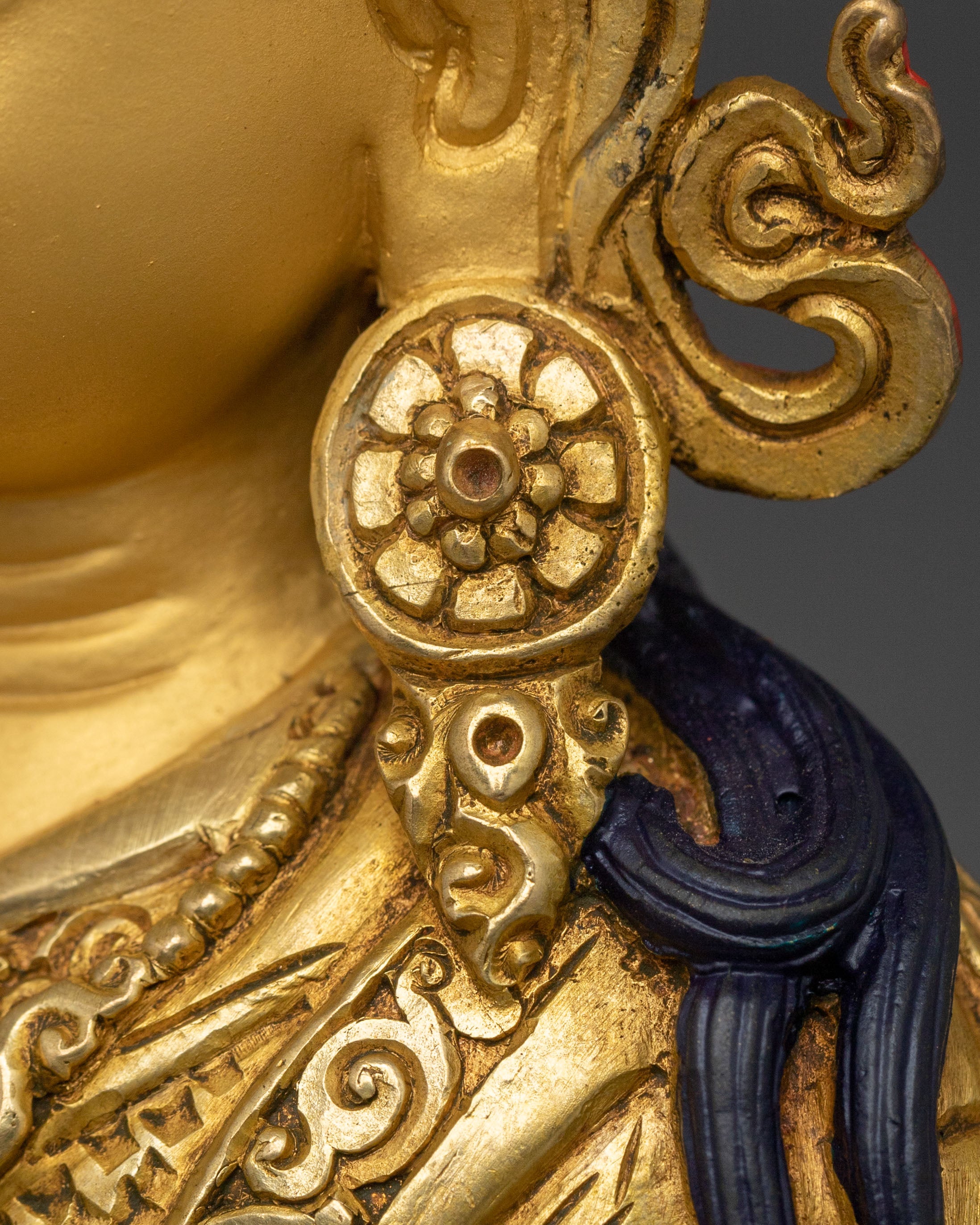 Handmade Guru Rinpoche Statue | Lotus Born Master