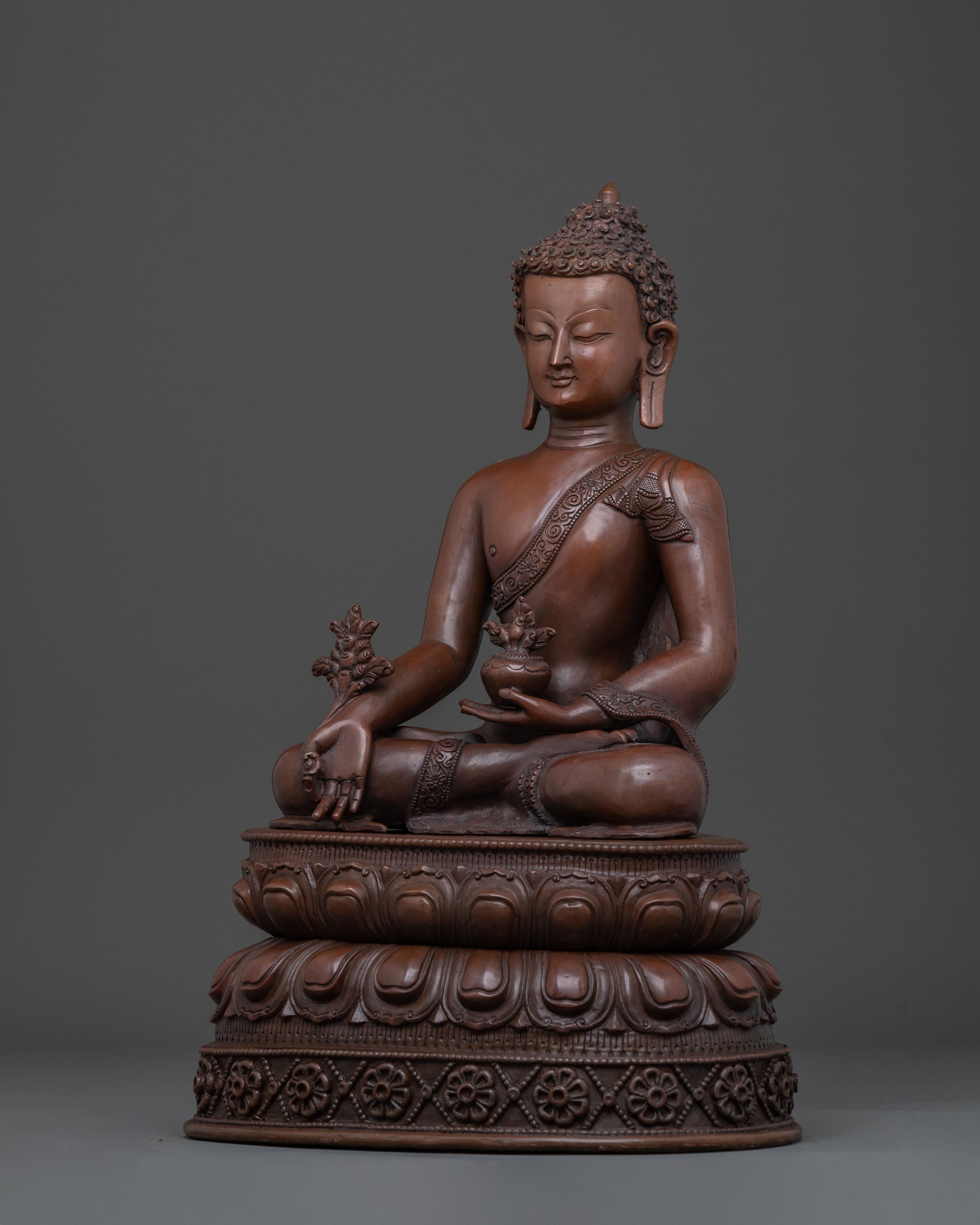 Statue of Bhaisajyaguru: Healing Buddha