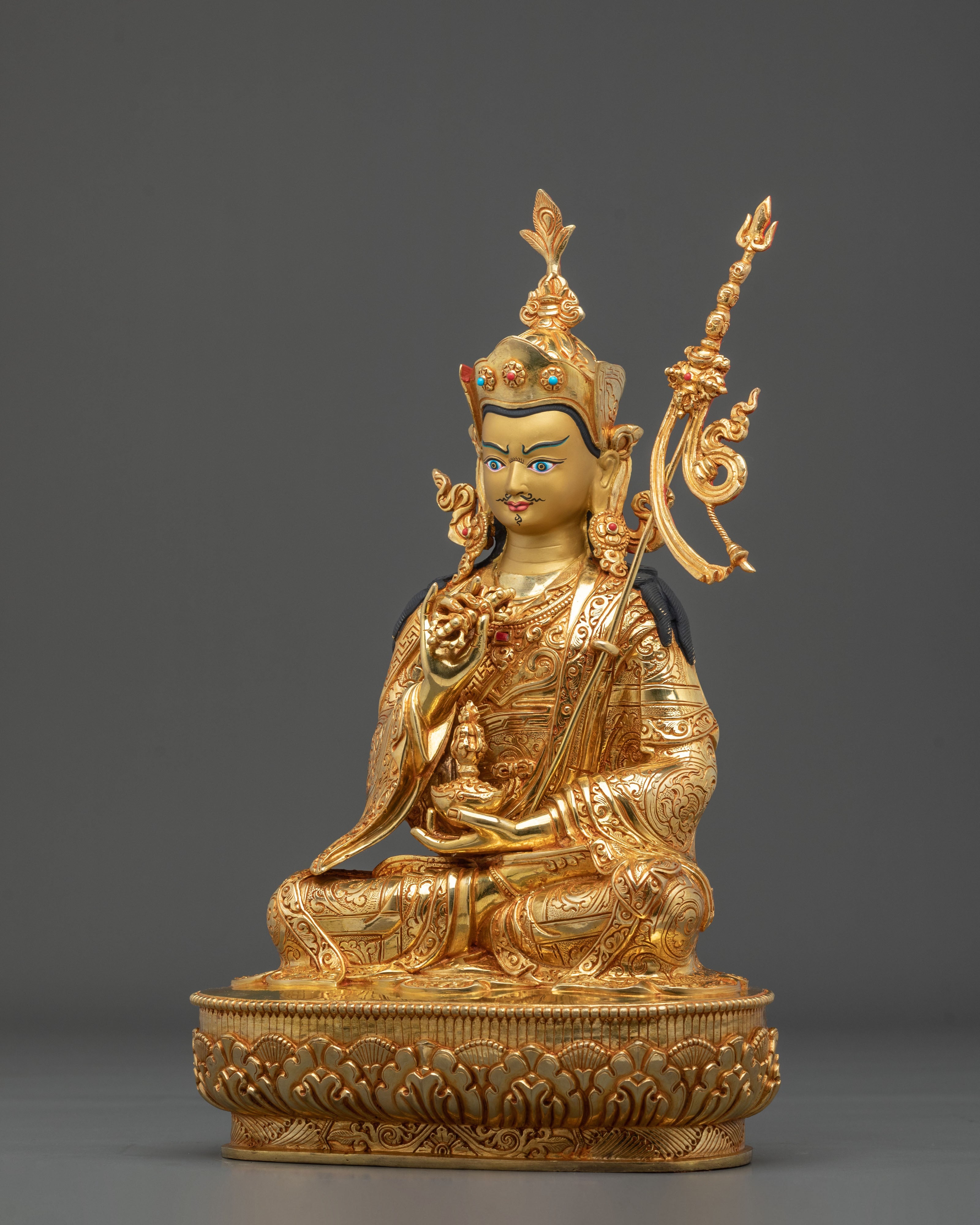Padmasambhava Tsokye Dorje Form Statue: Buddhist Art