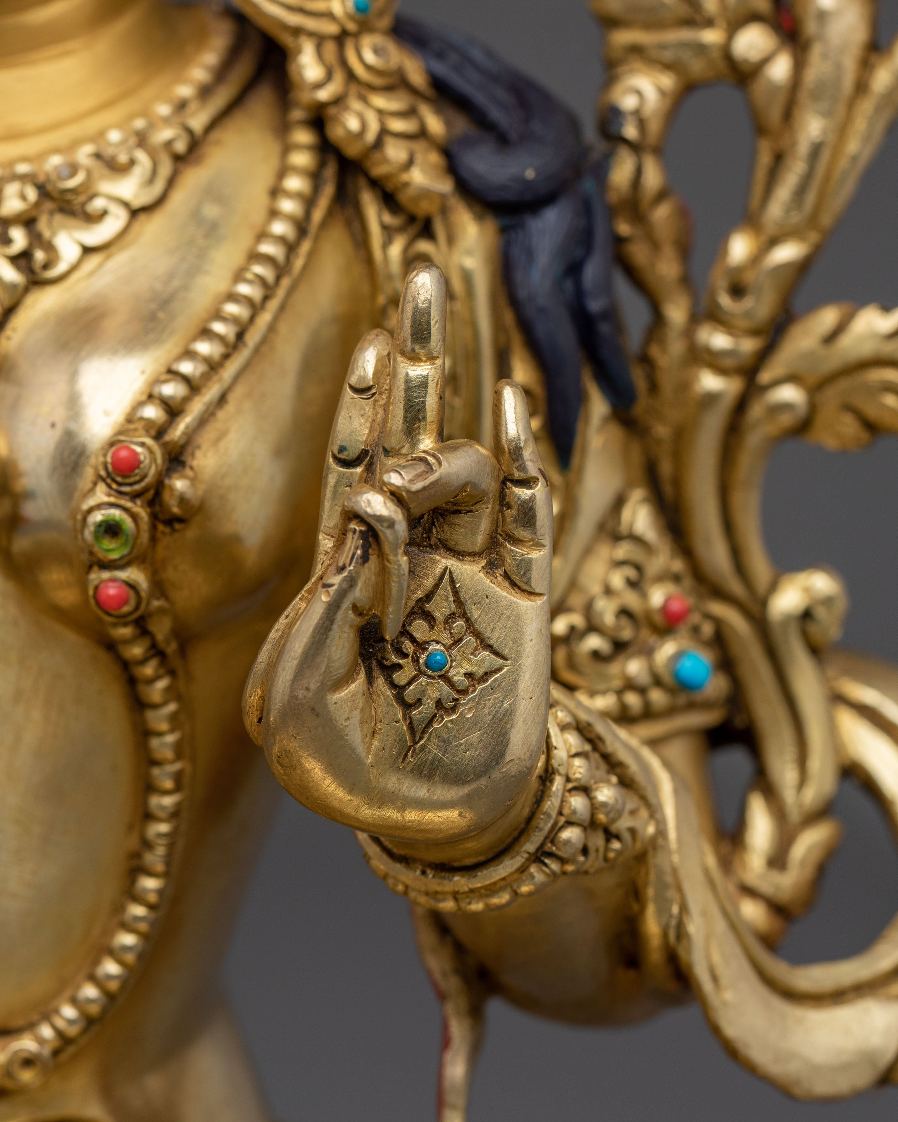 Green Tara Statue: Embodiment of Fearless Compassion