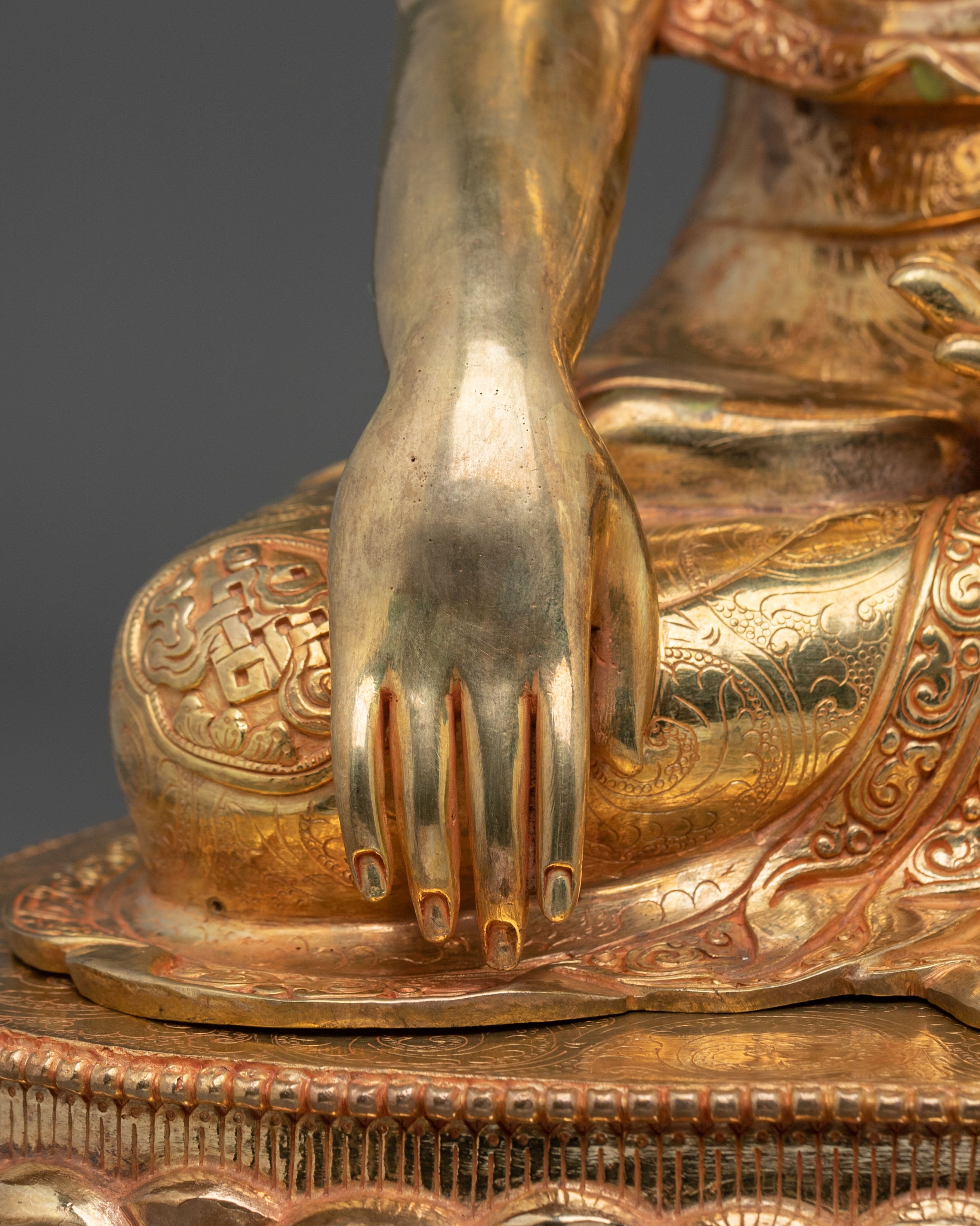 Shakyamuni Buddha Statue | Serene 24K Gold-Plated Figurine