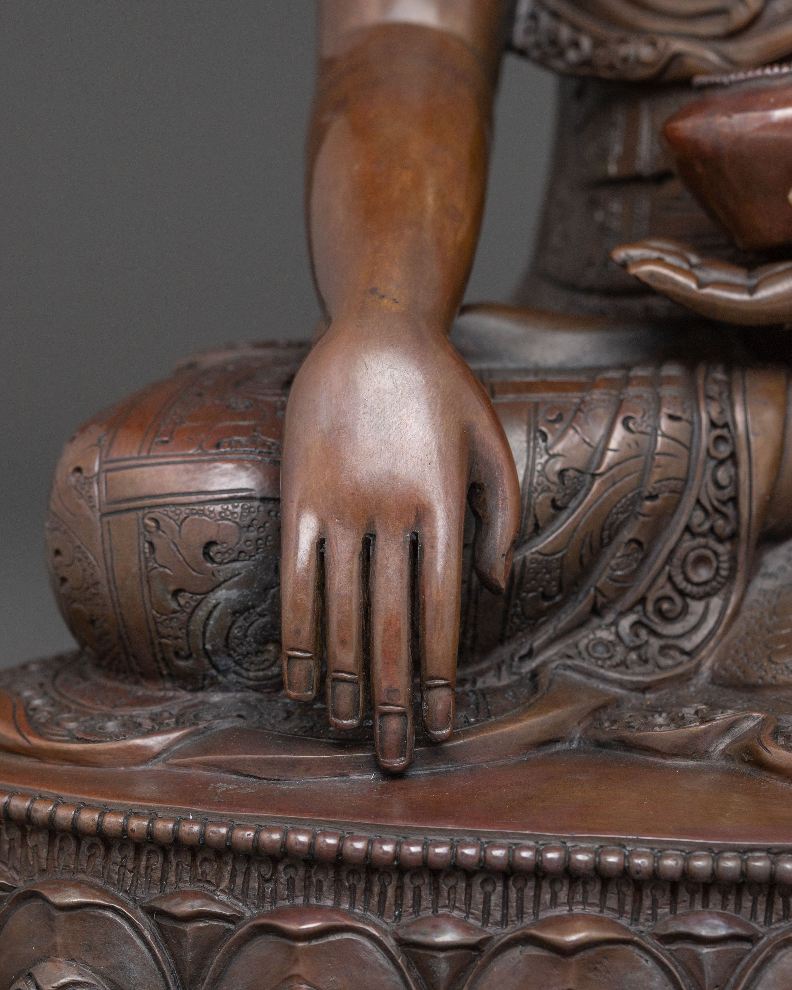 Shakyamuni Buddha Art: The Awakened One