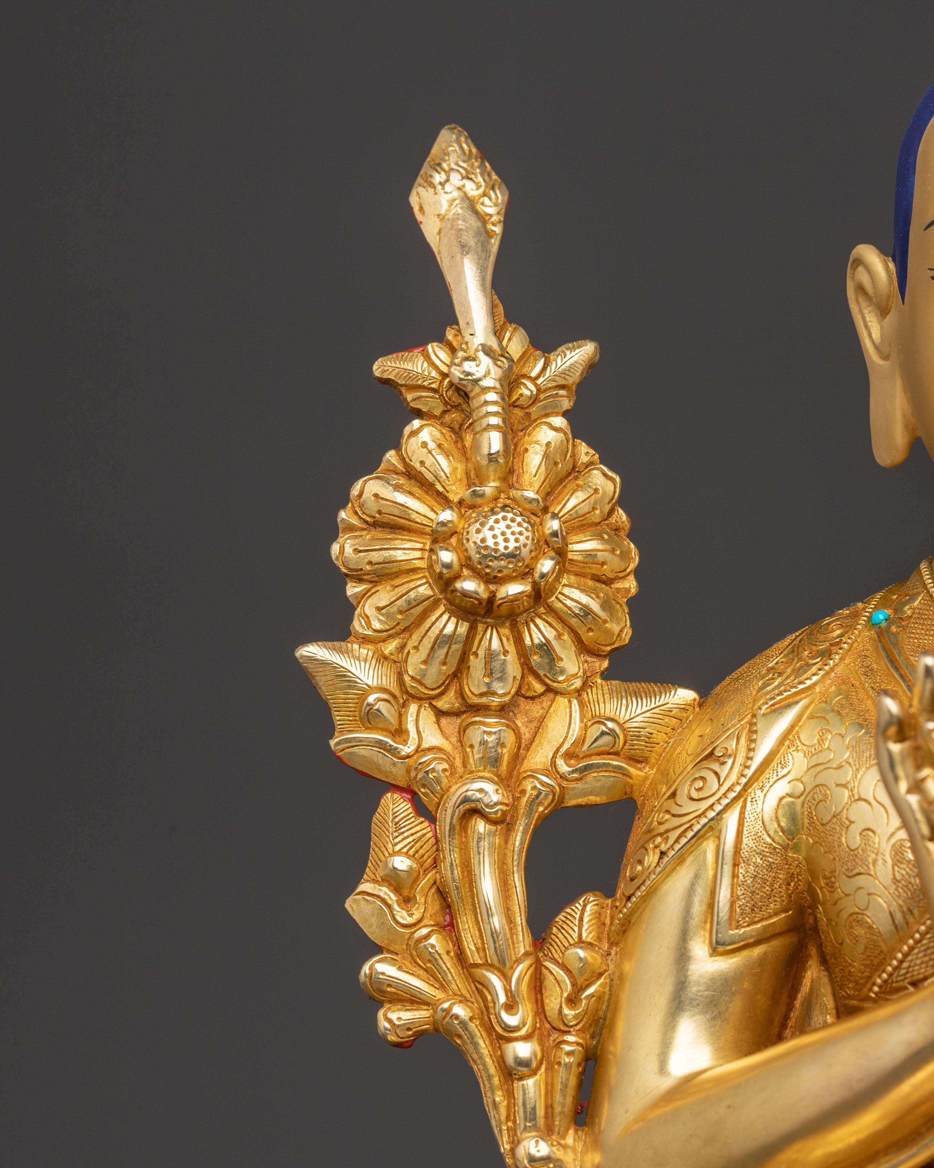 Tsongkhapa Himalayan Statue: Buddhist Altar Decor