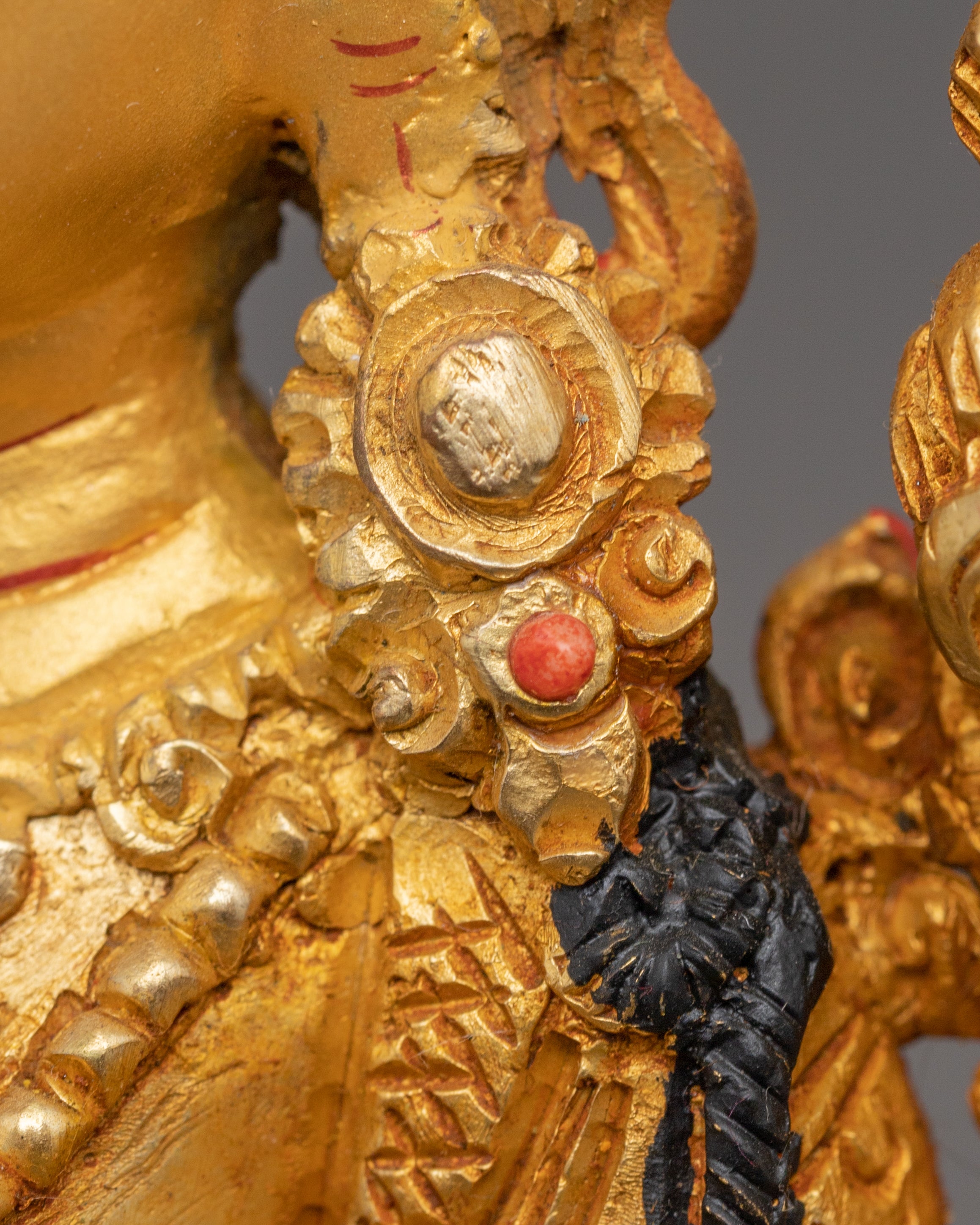 Mother Shyama Tara Golden Statue | Embodiment of Compassionate Action