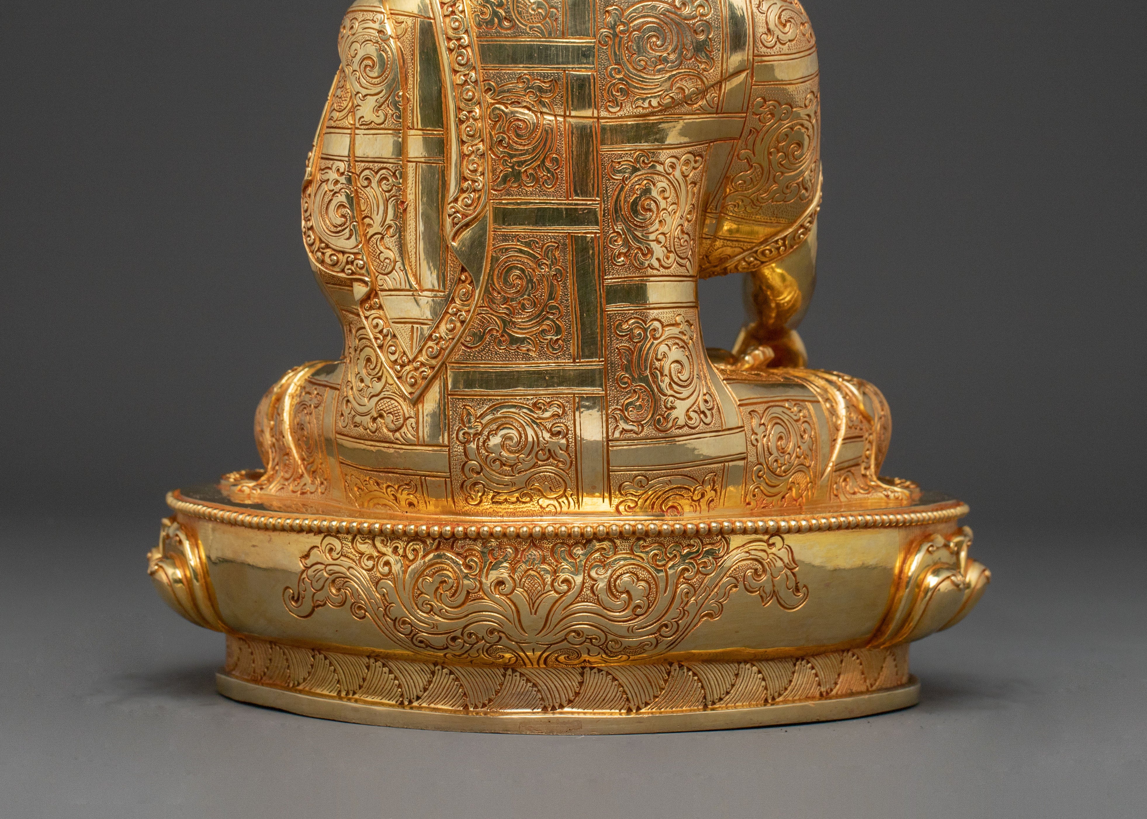 Sacred Shakyamuni Buddha Statue for Meditation