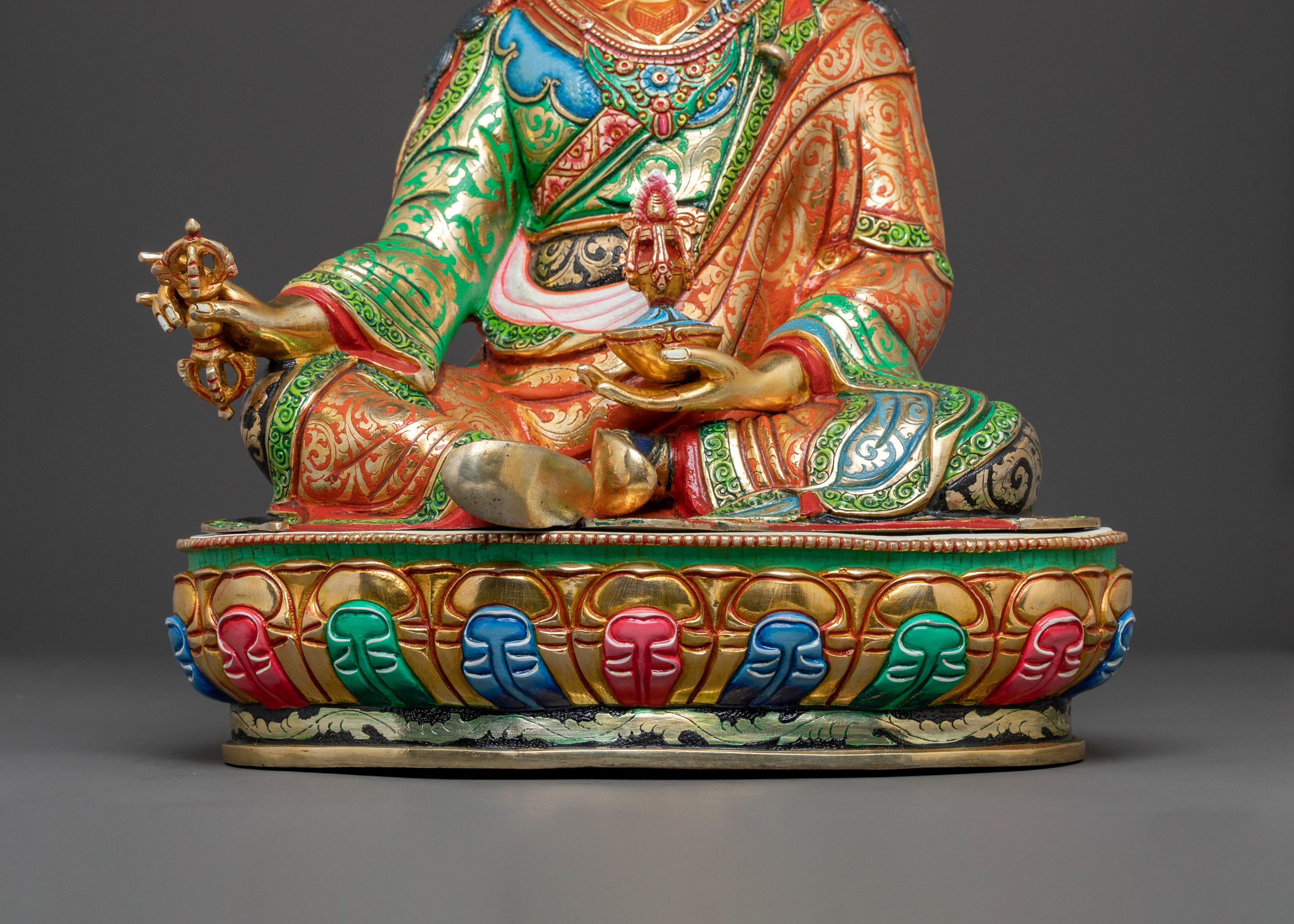 Guru Rinpoche Protector Statue: Sacred Figure