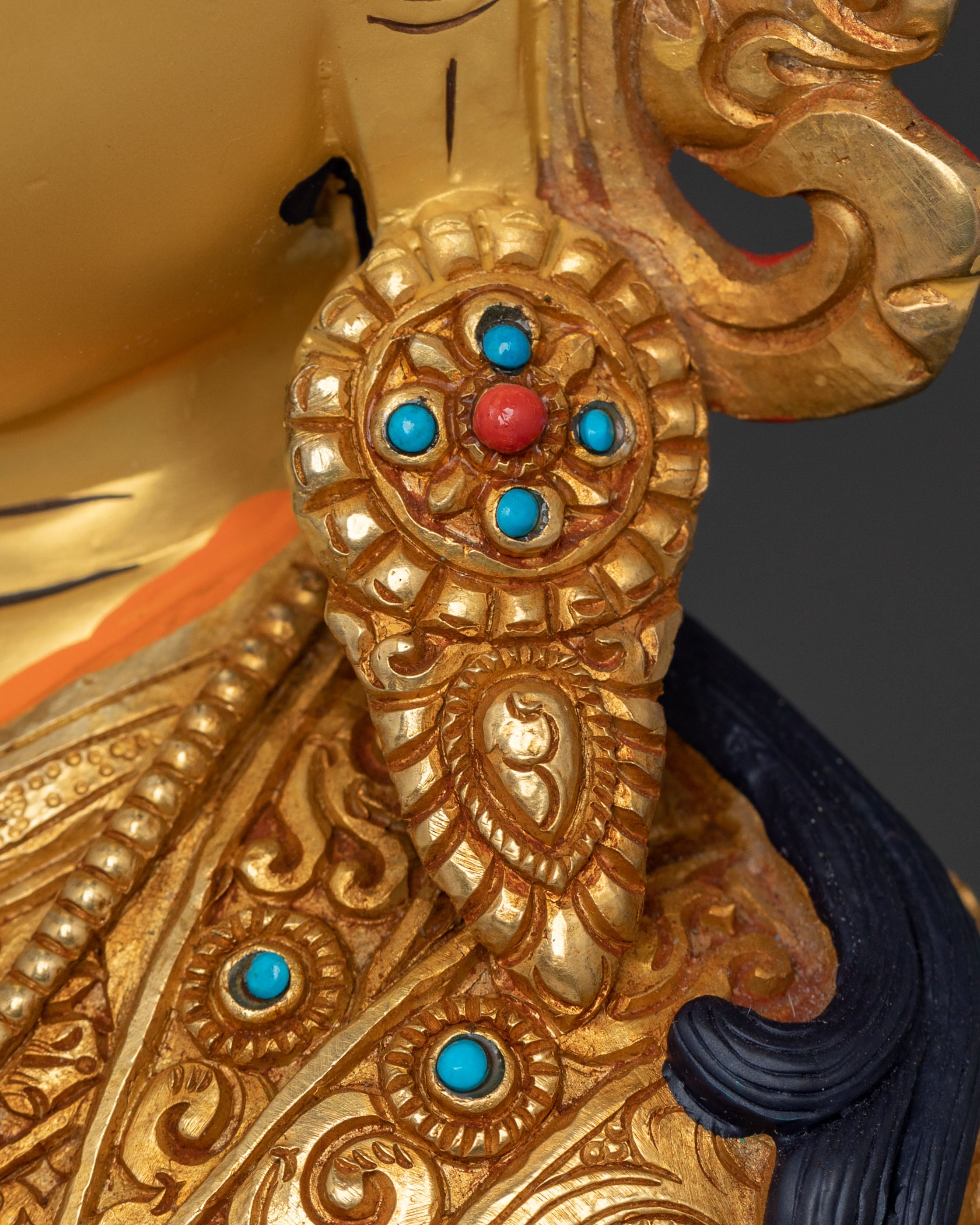 Guru Rinpoche Himalayan Sculpture | Buddhist Shrine Decor