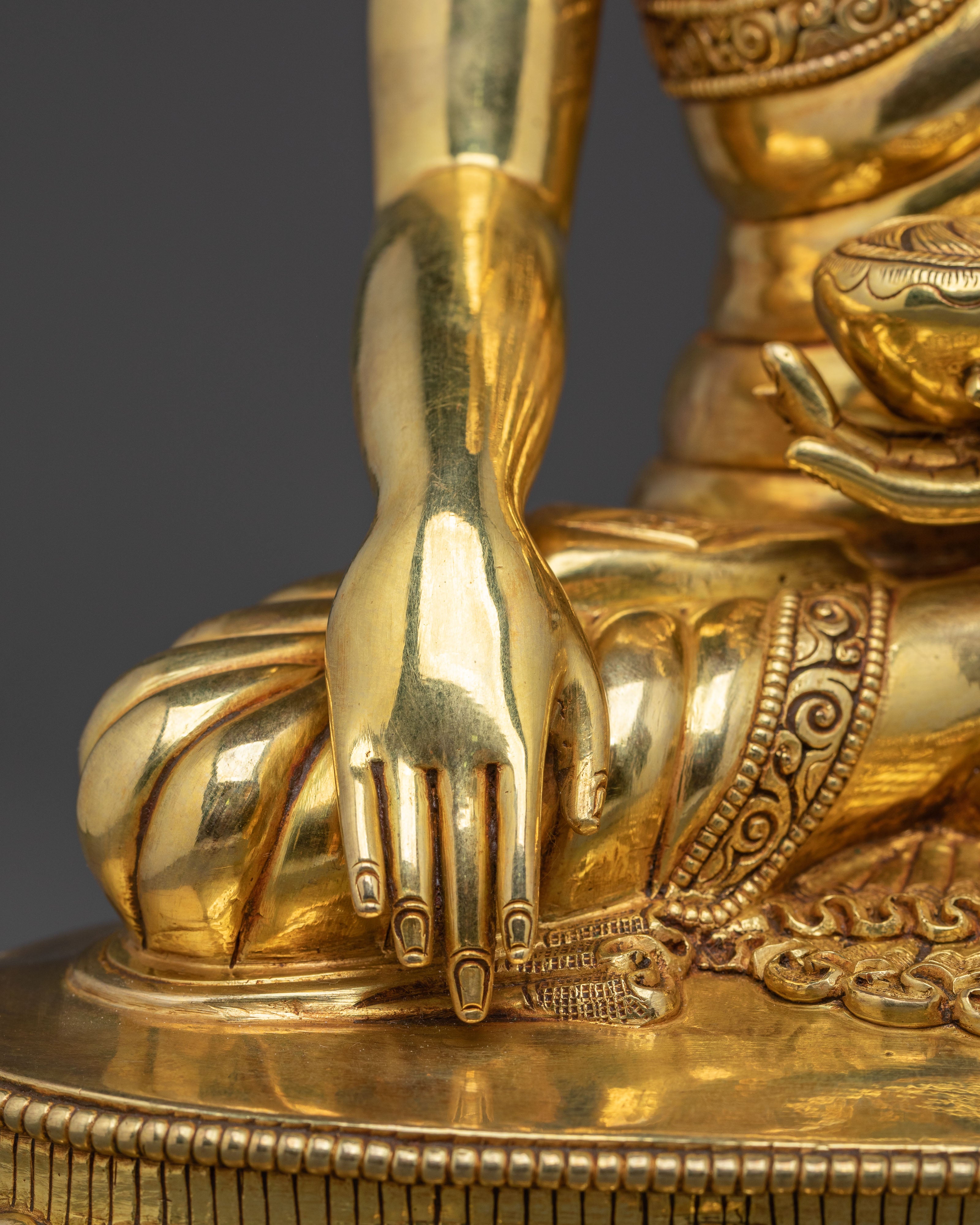 Shakyamuni Buddha Statue | Founder of Buddhism
