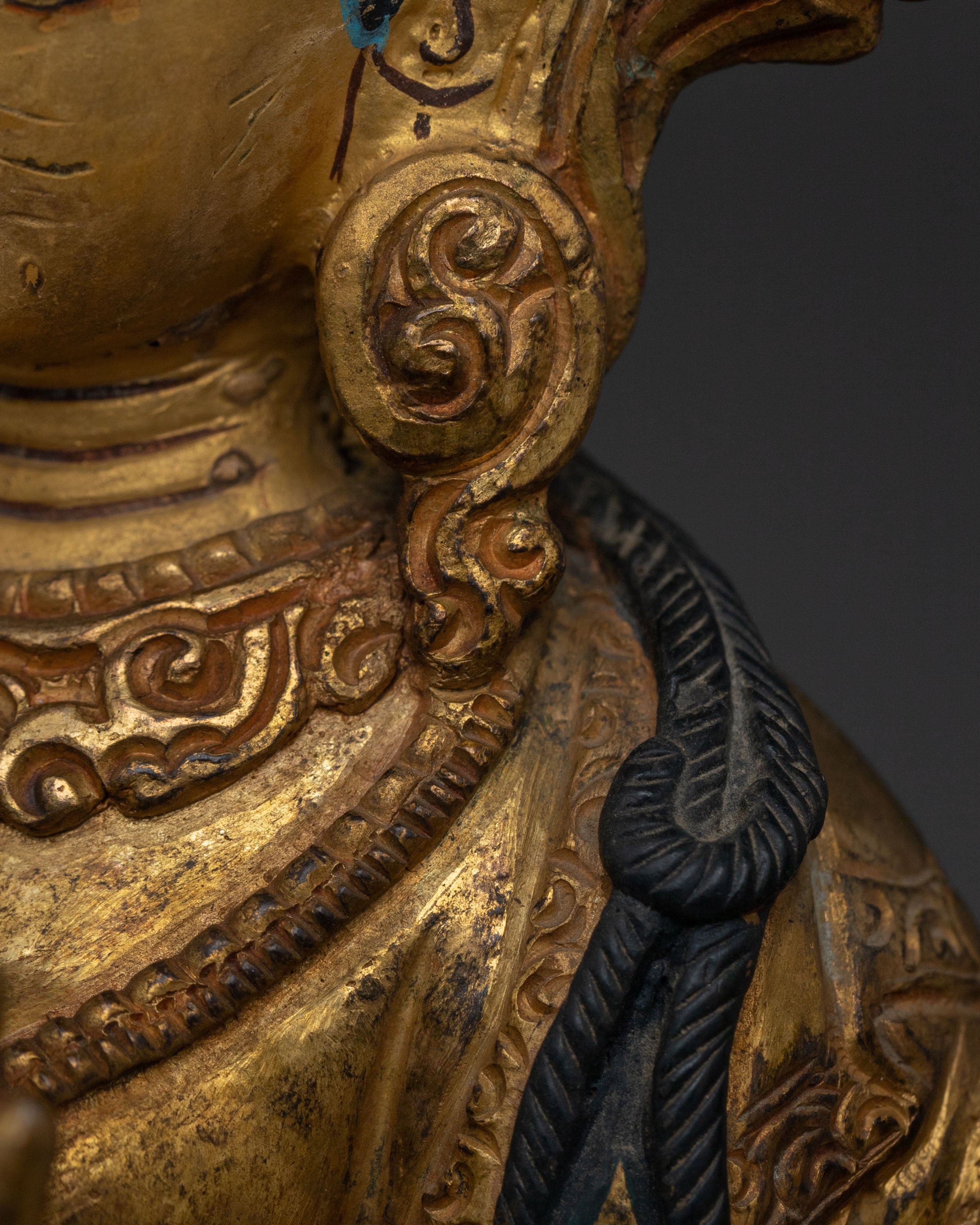 Hindu Devi Laxmi Sacred Sculpture: Sacred Home Decor