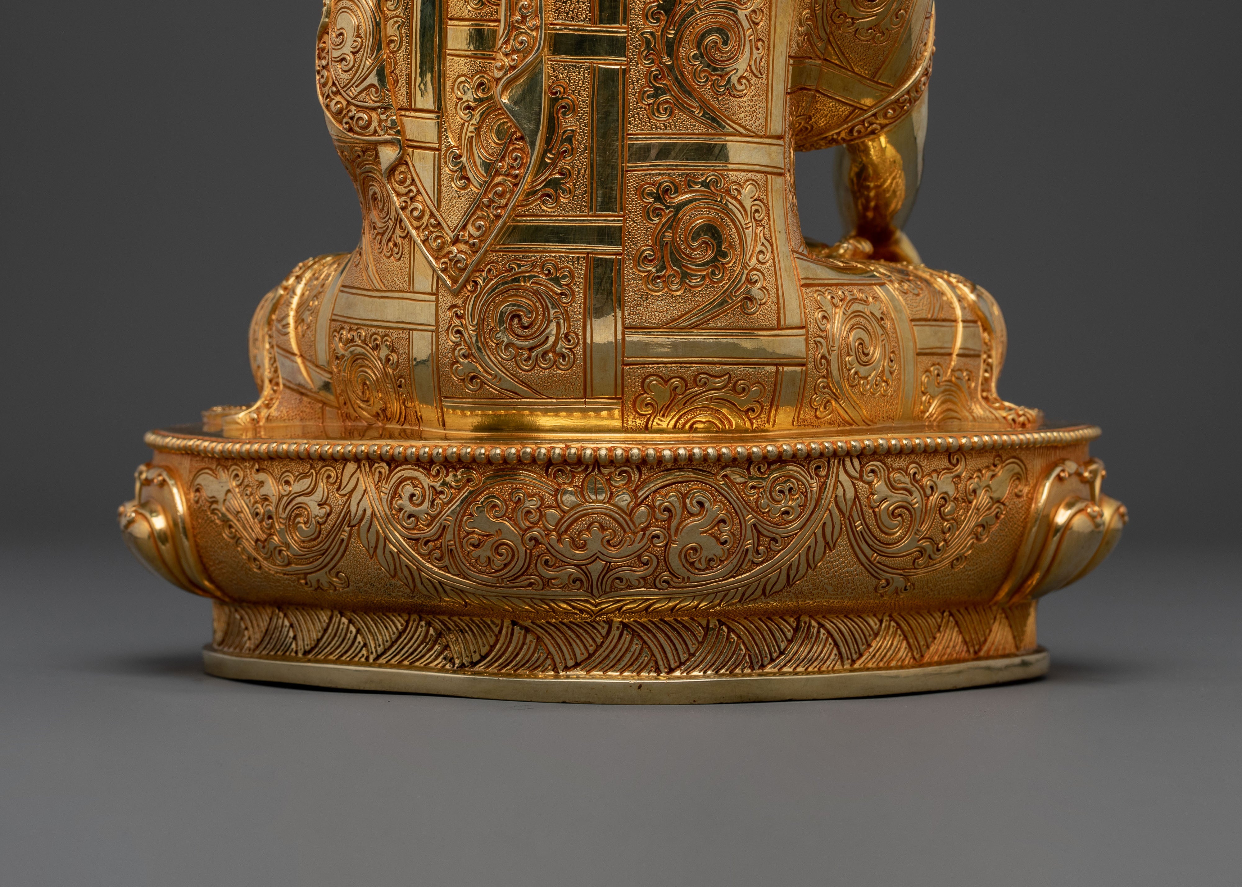 Handcrafted Shakyamuni Buddha Statue | Altar Decor