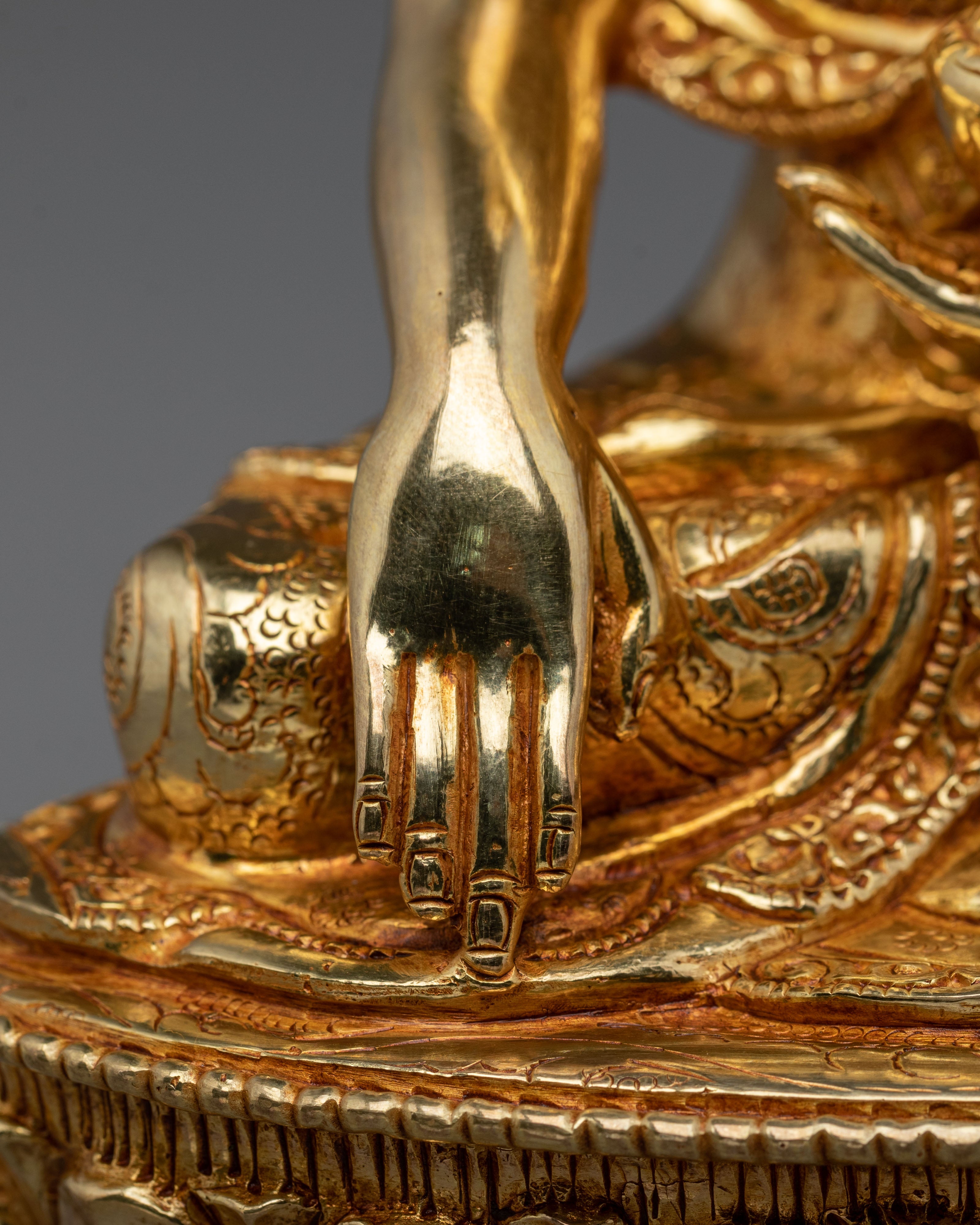 Shakyamuni Buddha Buddhist Sage Sculpture | 24K Gold Gilded