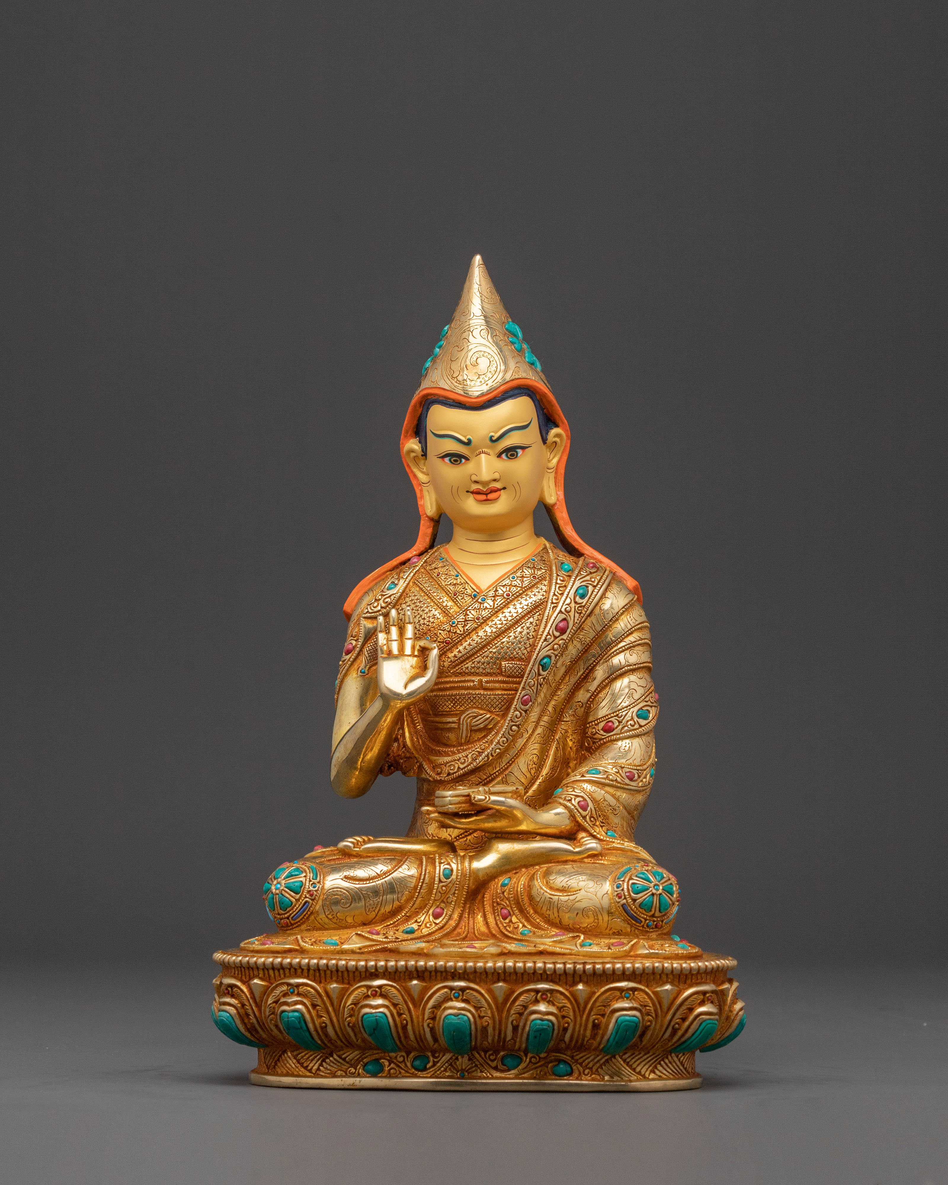 Statue of Tsongkhapa with Disciples