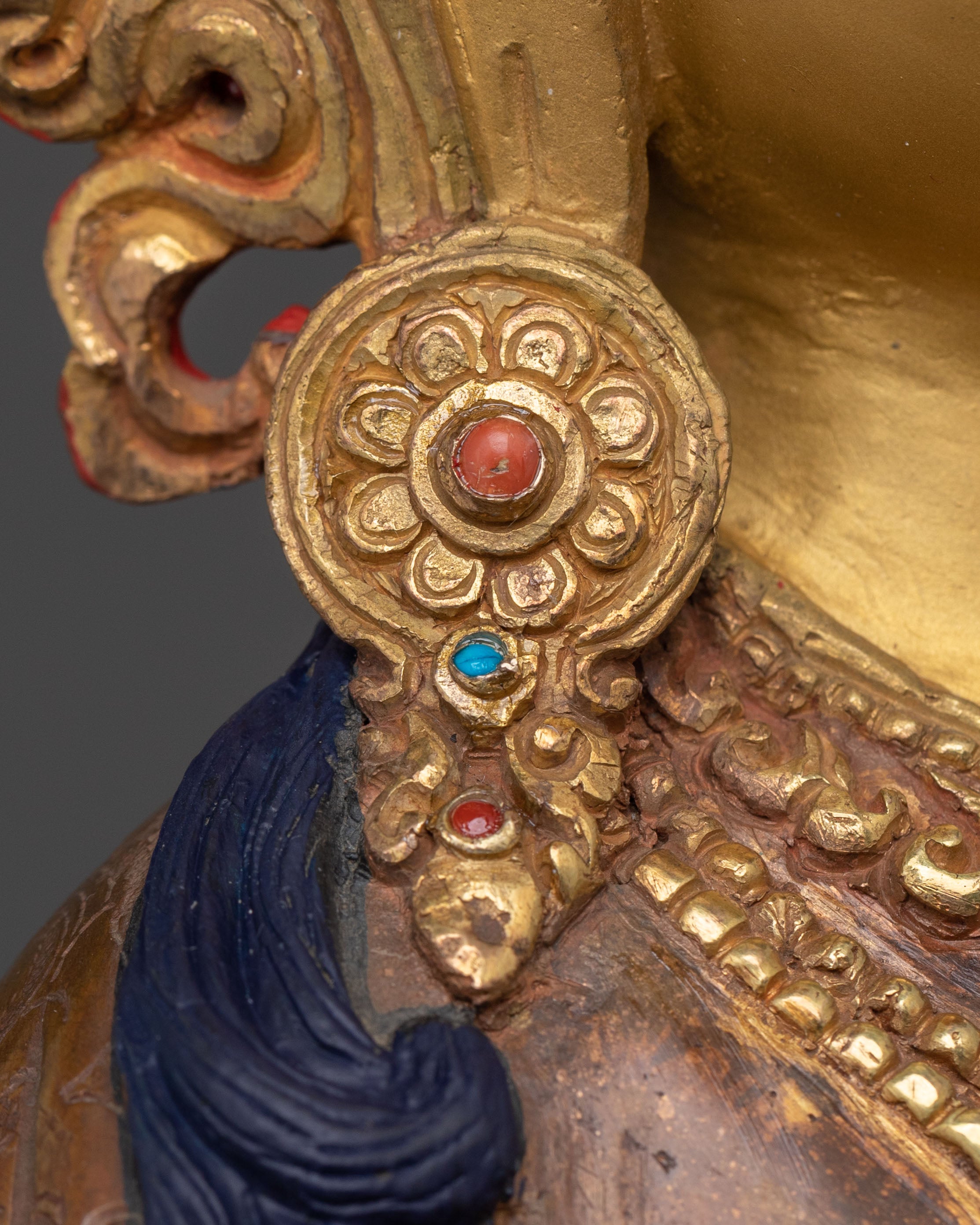 Vajrasattva Statue: Spiritual Purification