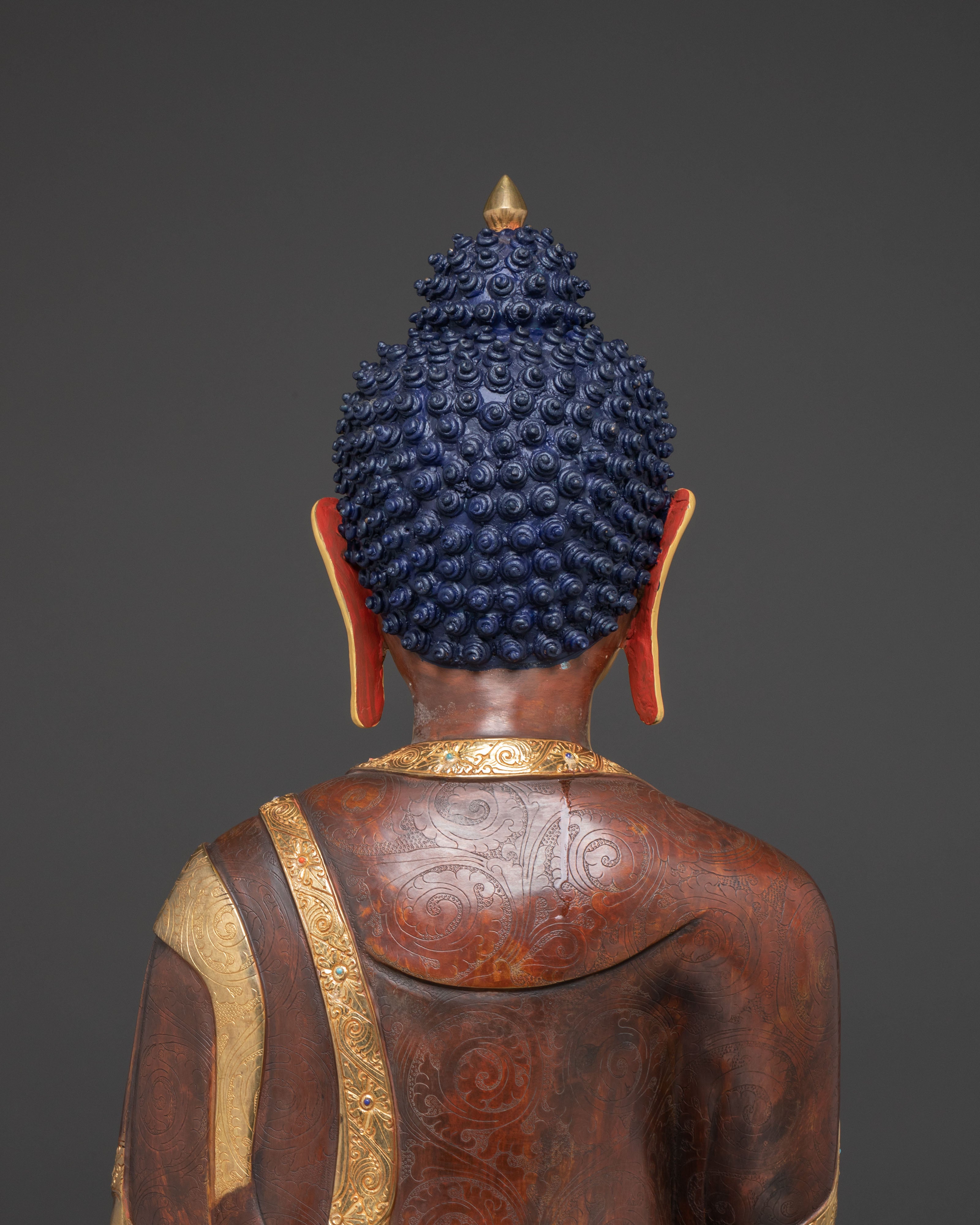 Shakyamuni Buddha Divine Statue - Handcrafted Gilded Copper Statue