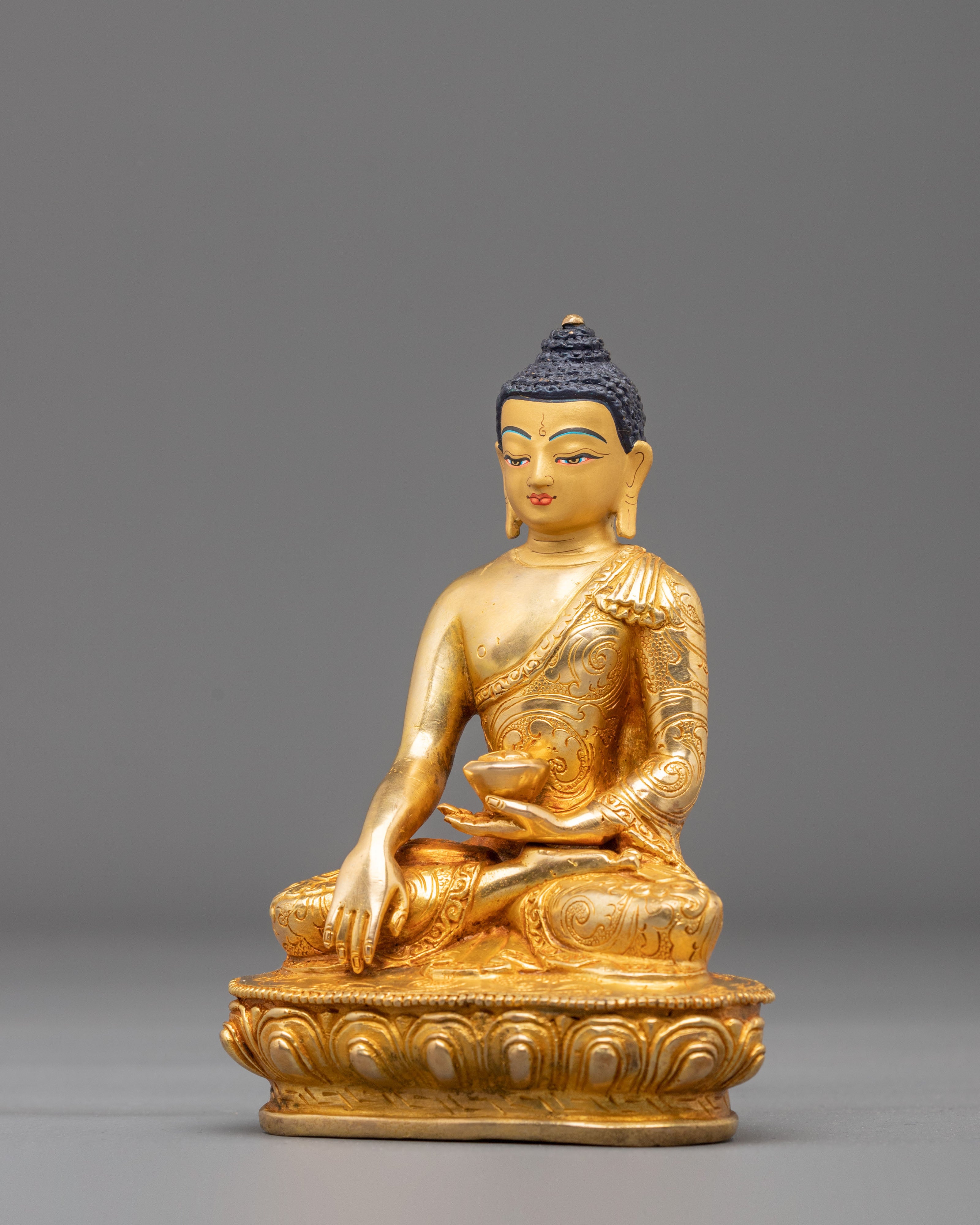 Shakyamuni Buddha Sculpture | 24K Gold Gilded