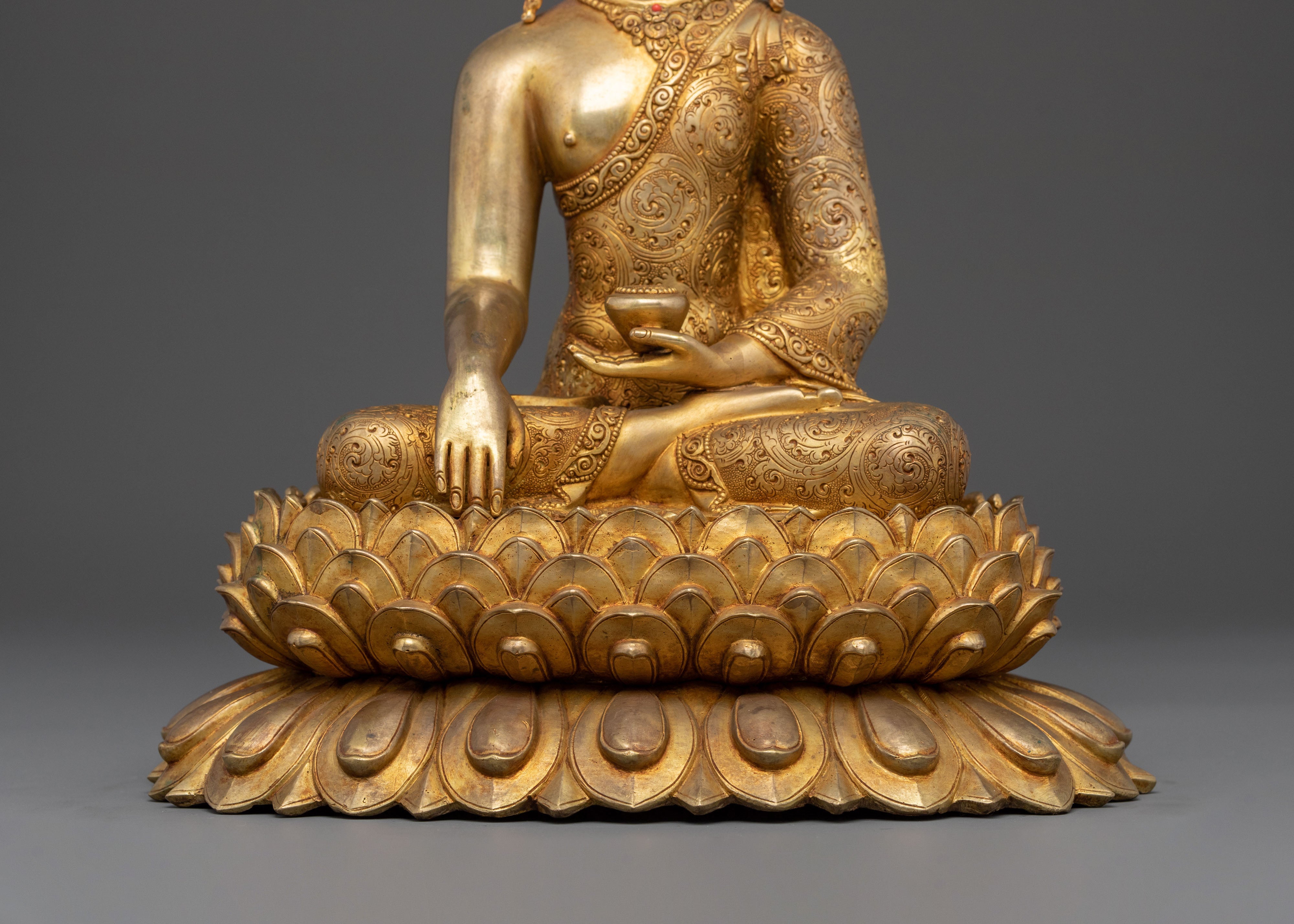 Shakyamuni Buddha Statue with Crown | Divine Figurine