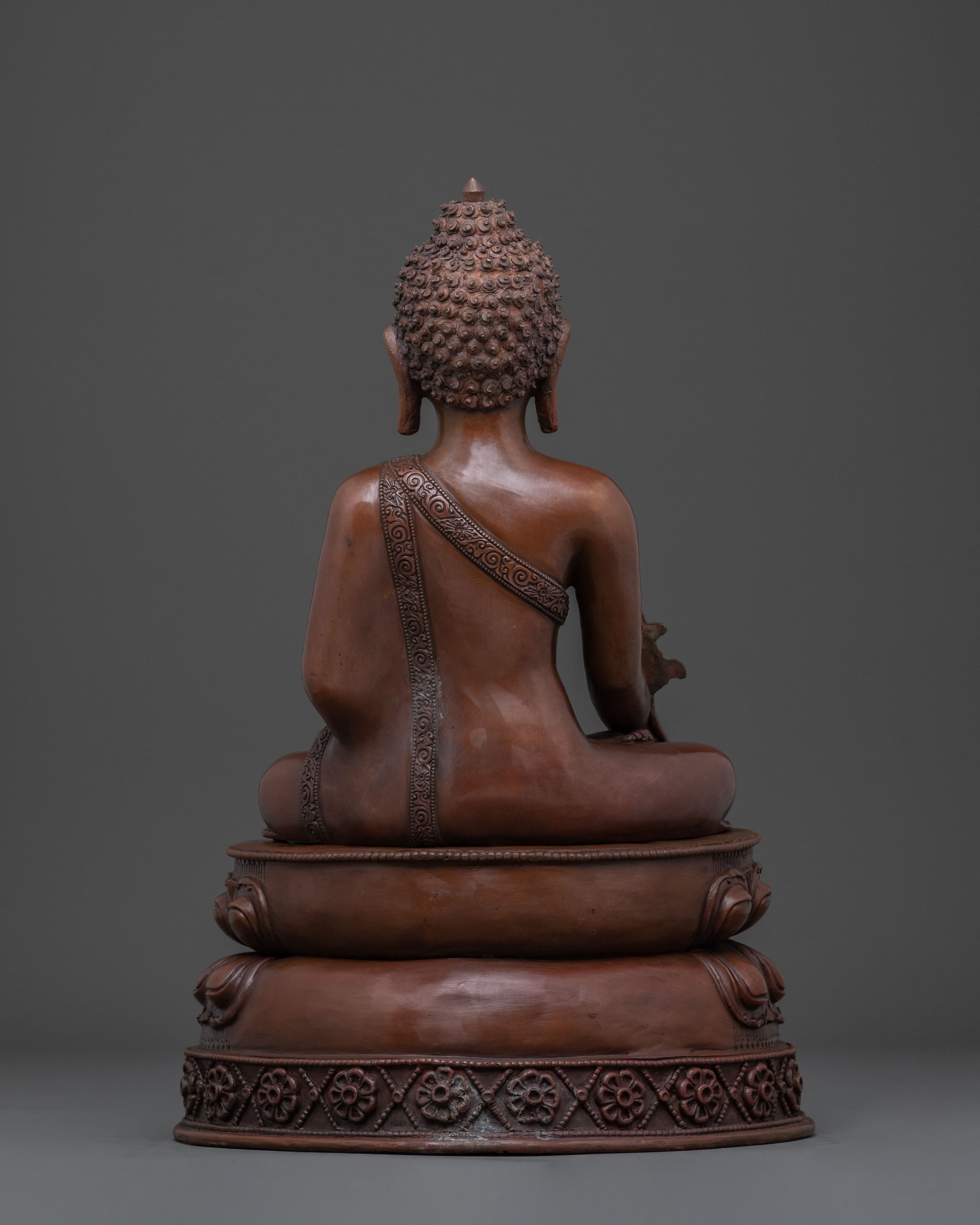 Statue of Bhaisajyaguru: Healing Buddha