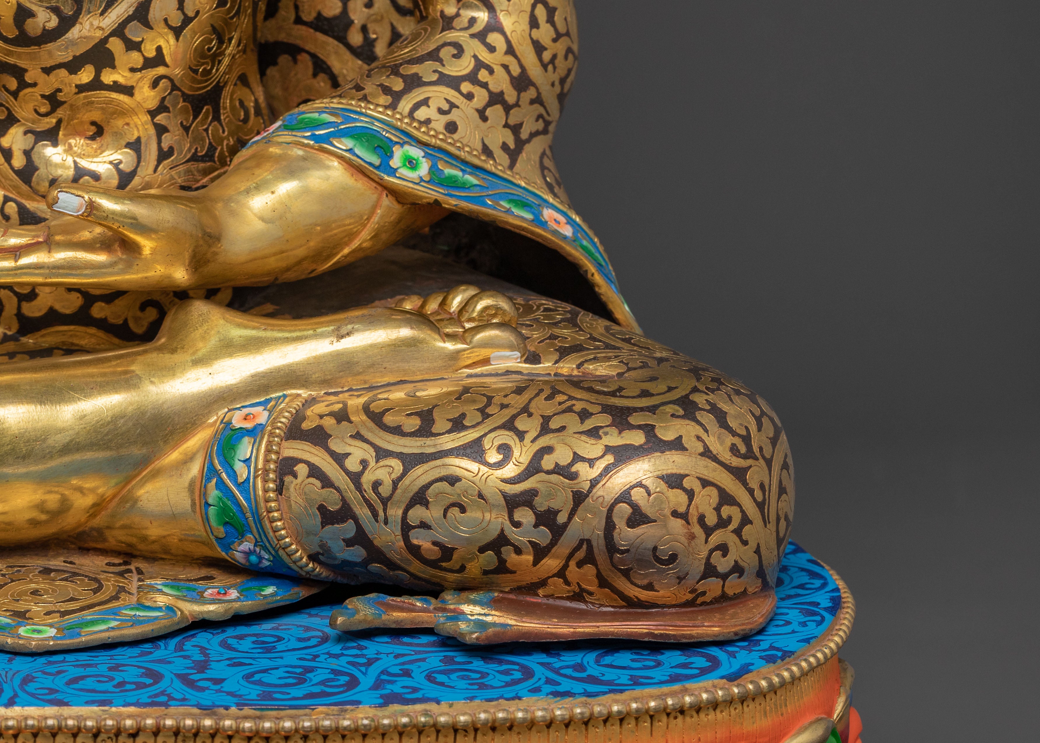 Shakyamuni Buddha Sculpture | Awakened Sage