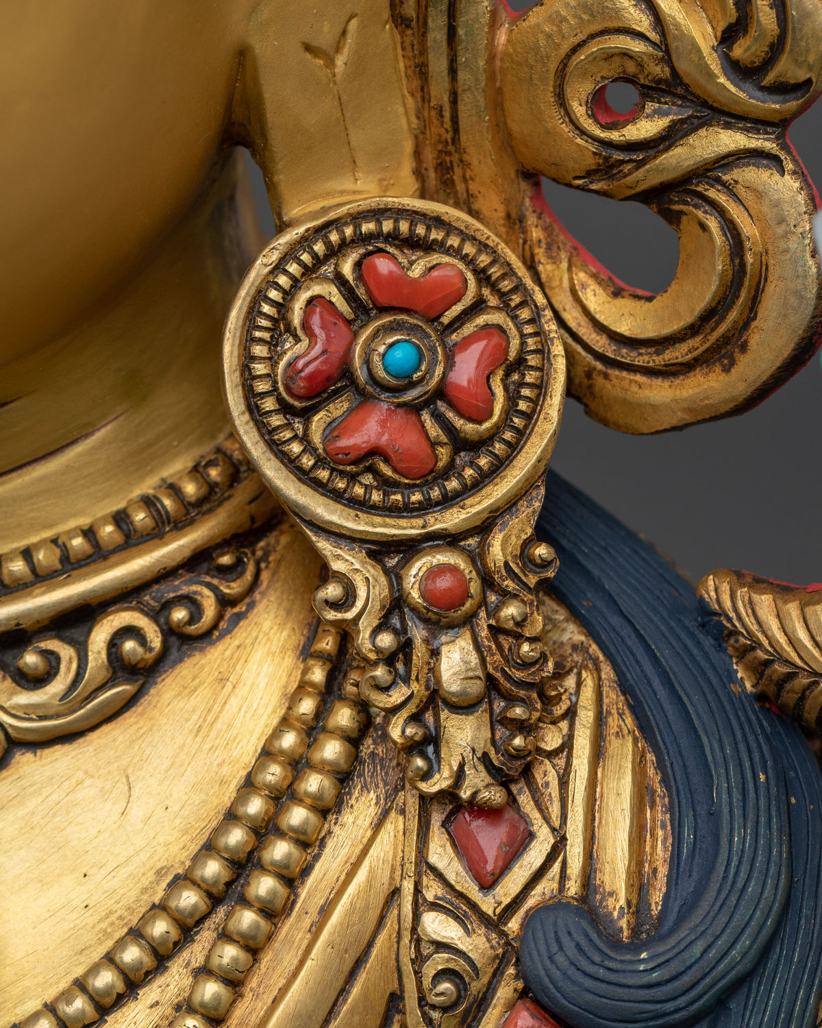 Seven Eyed Deity White Tara Sculpture | Symbol of Healing and Longevity