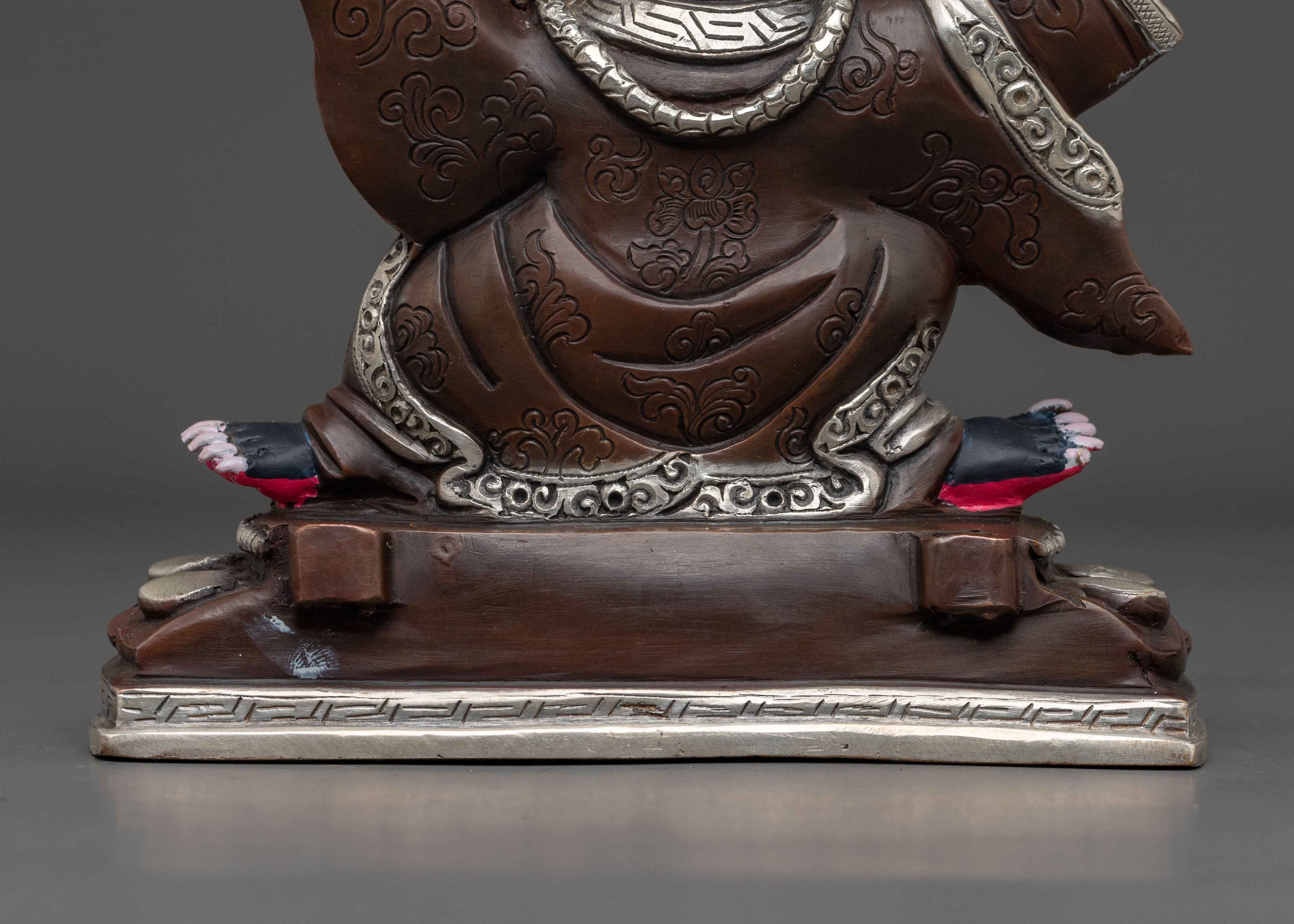Handmade Mahakala Bernakchen Sculpture