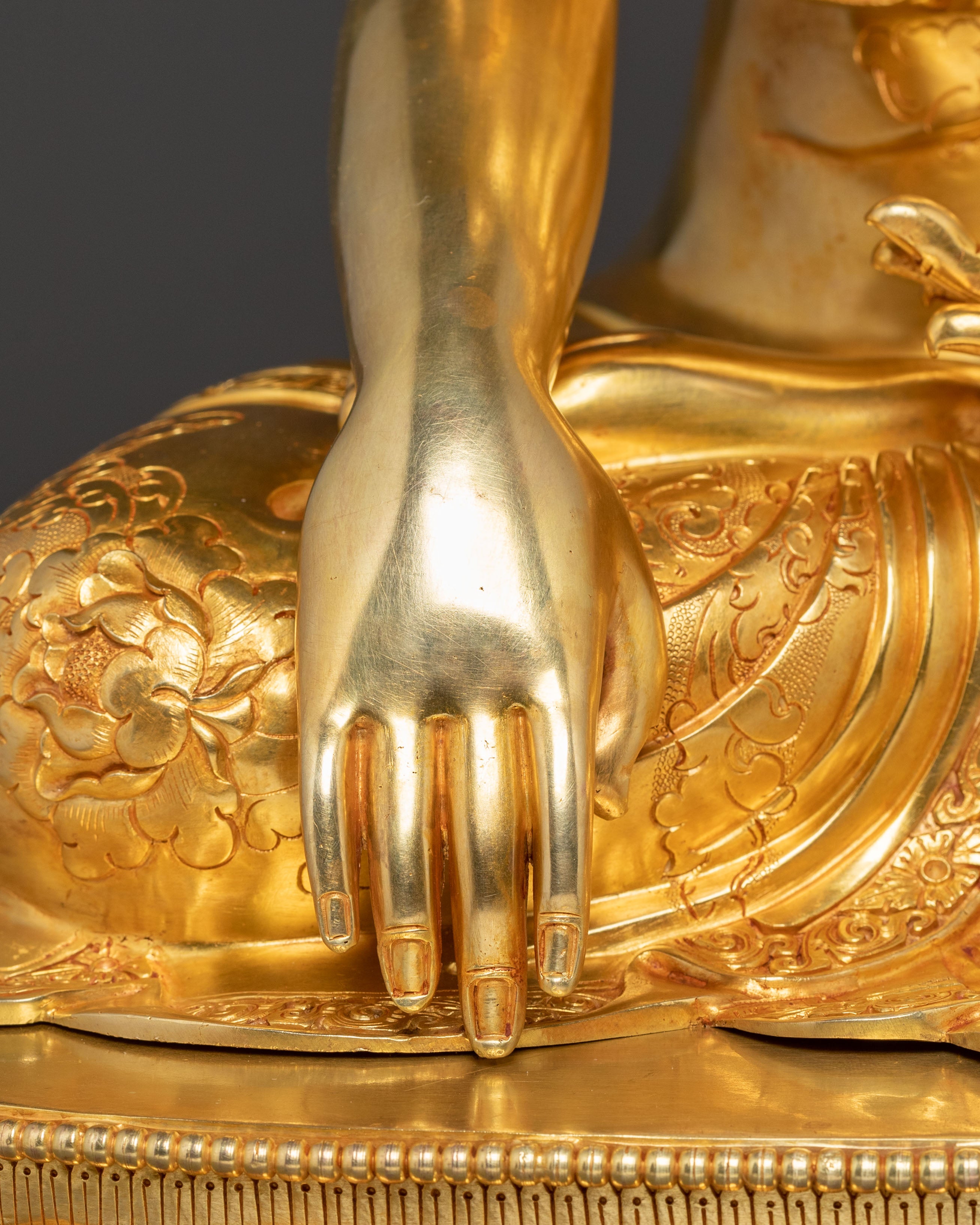 Blessing Statue of Shakyamuni Buddha