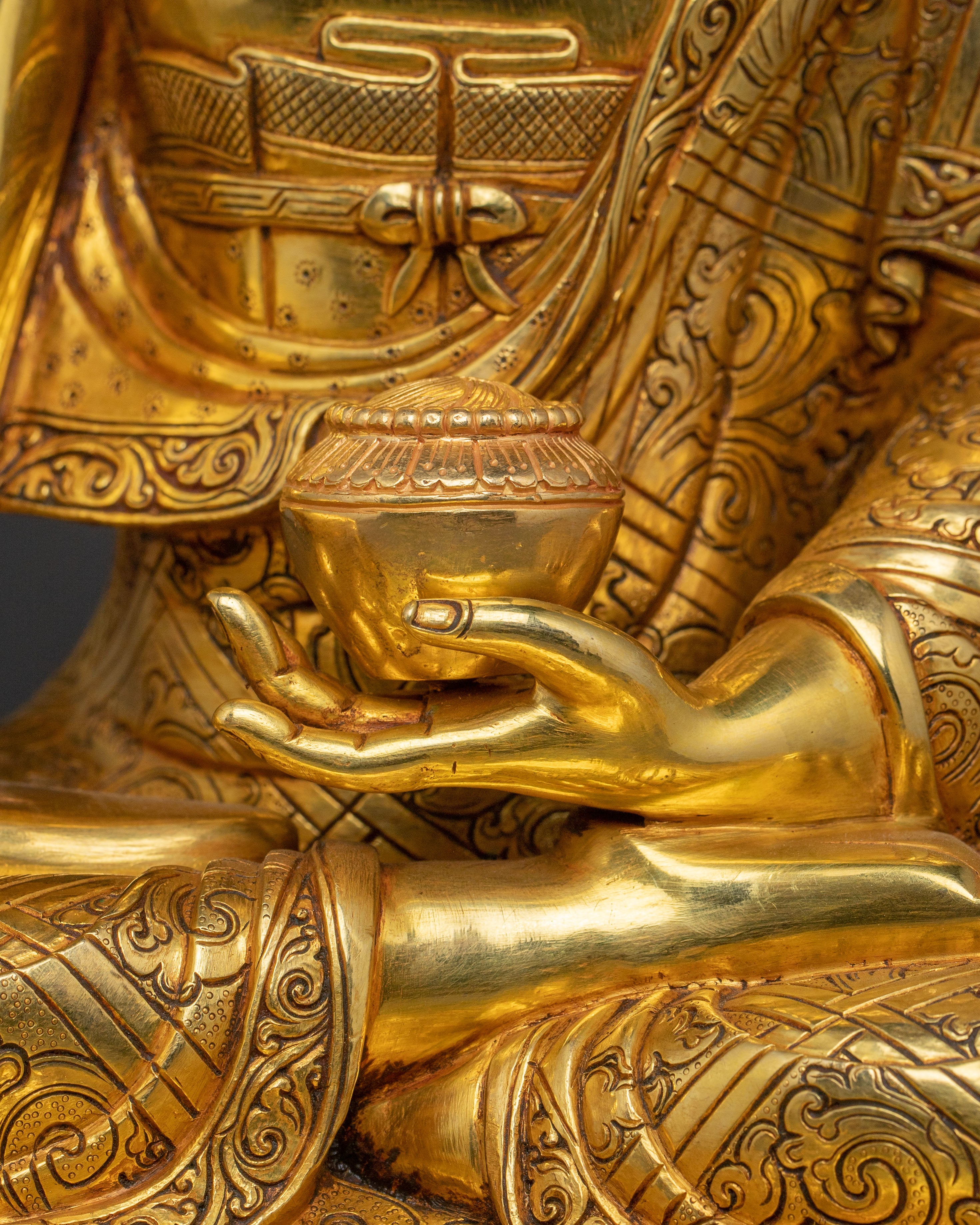 Shakyamuni Buddha Golden Statue | Enlightened One