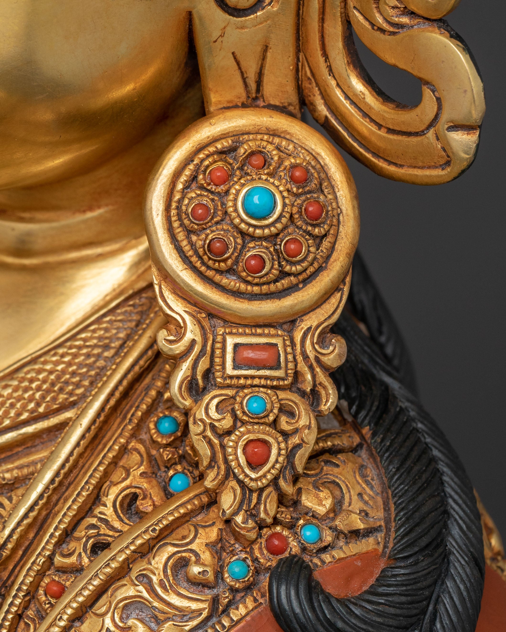 Guru Norla Statue | Sacred Buddhist Master