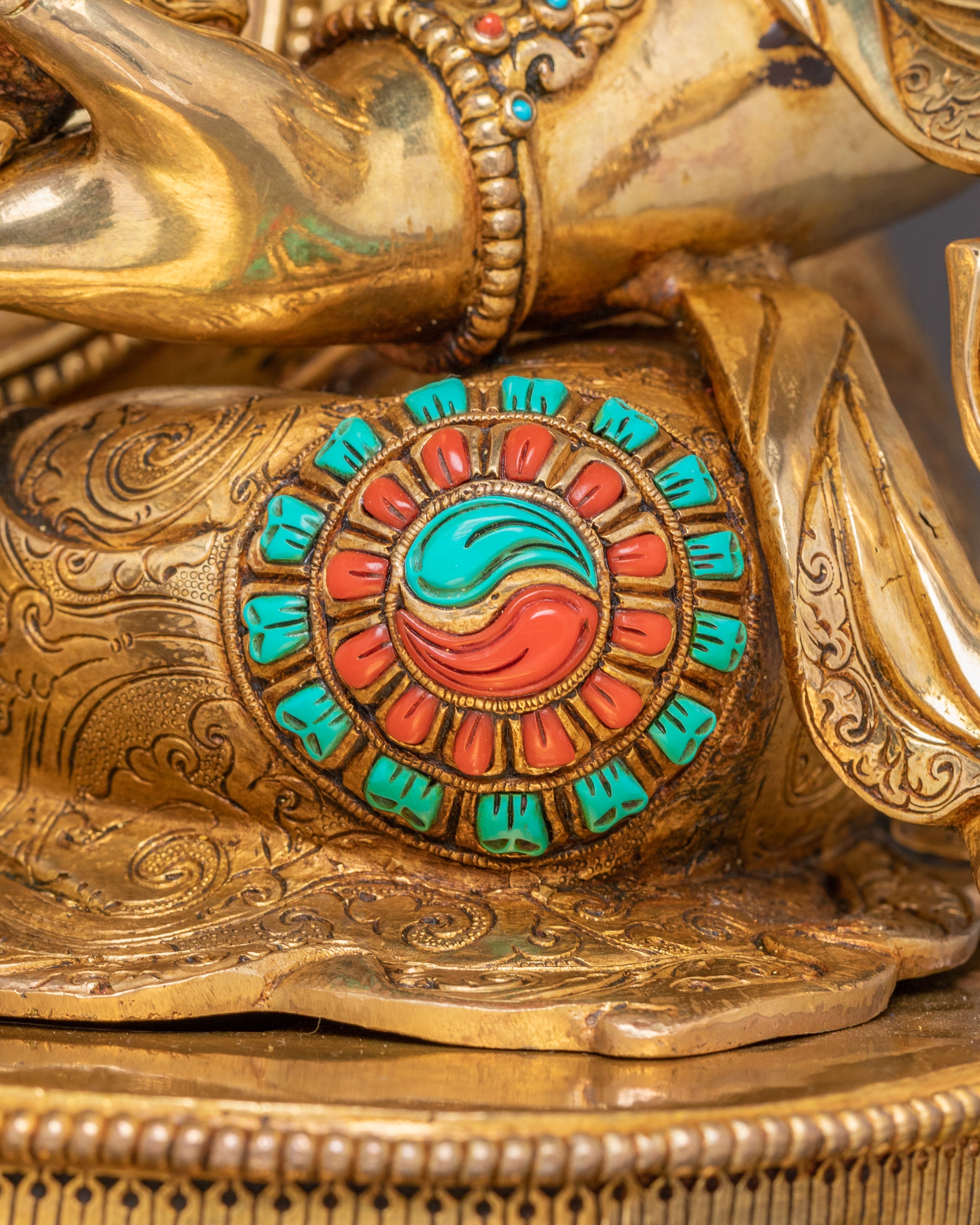 Buddhist Wealth Icon Dzambhala | The Embodiment of Prosperity