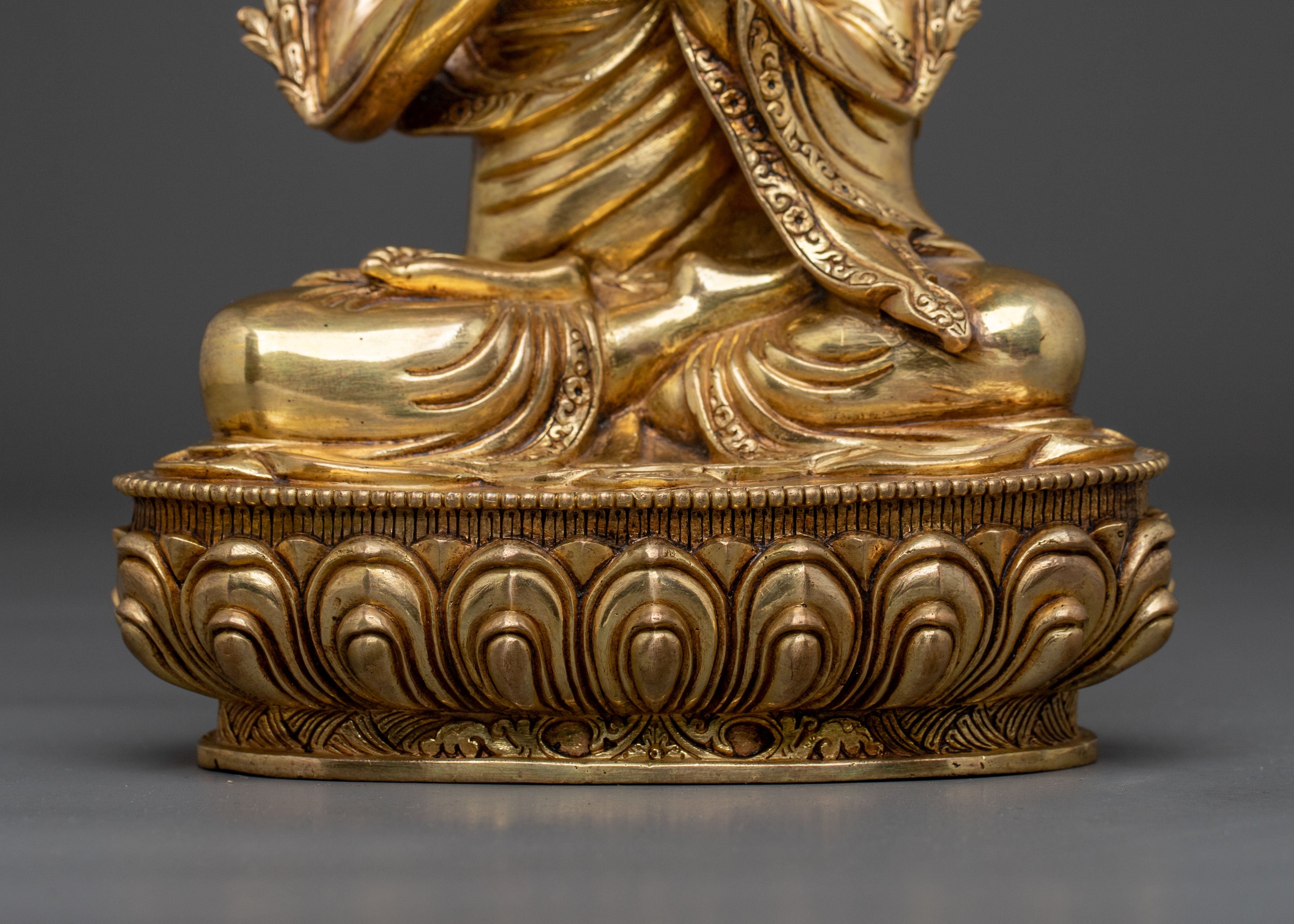 Tsongkhapa Divine Sculpture with Disciples | Symbol of Wisdom
