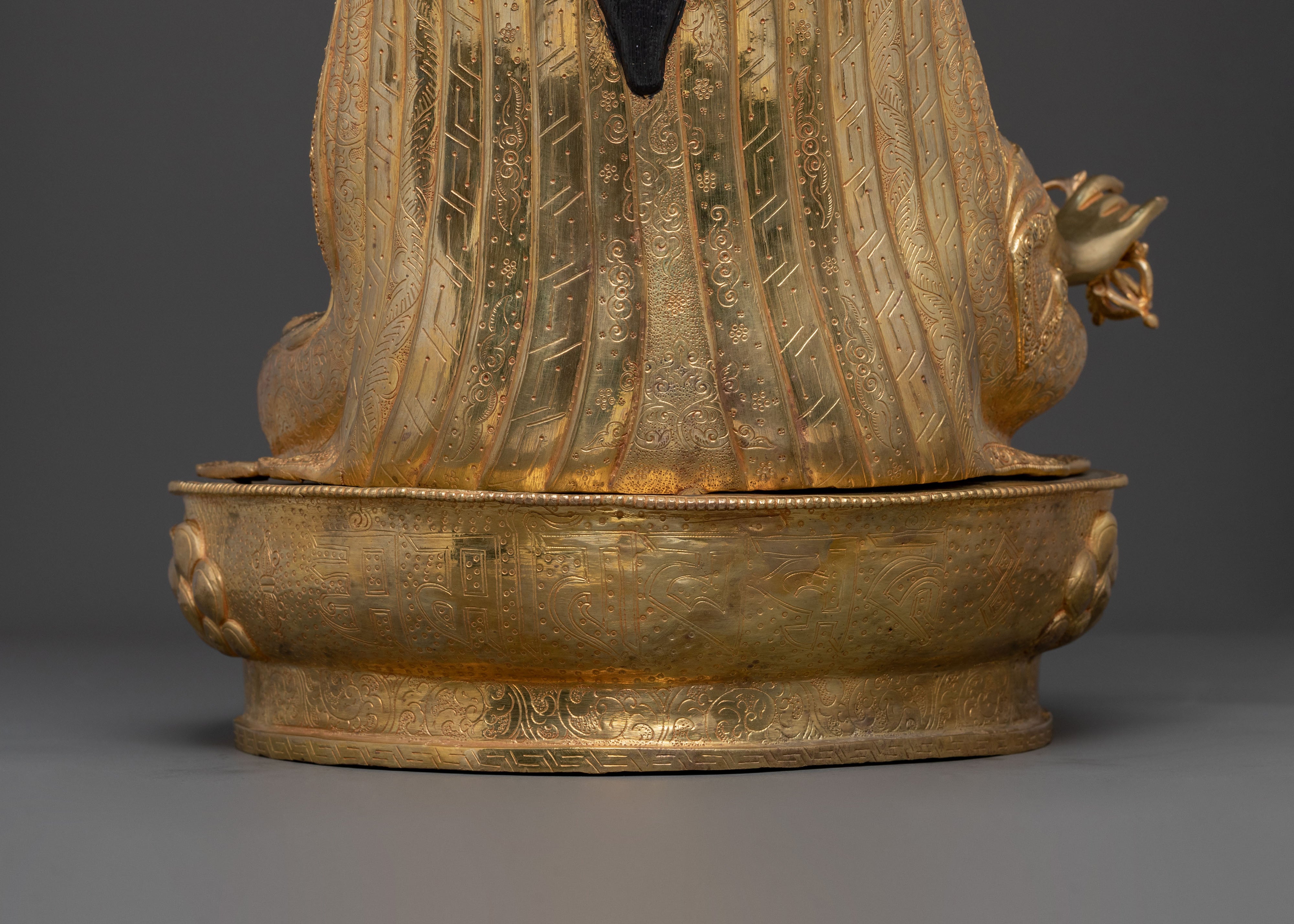 Guru Rinpoche Statue | Lotus Born Guru of Wisdom & Protection