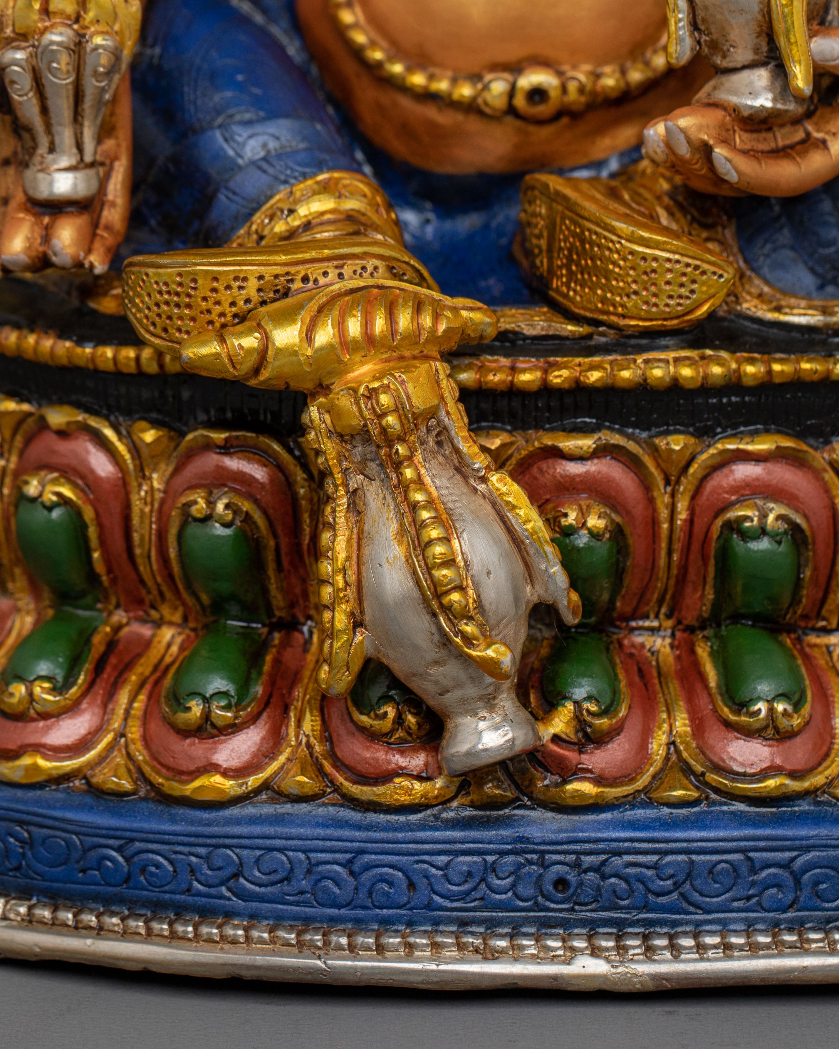Handmade Shanglon Dorje Dudul Sculpture | Symbol of Protection and Power