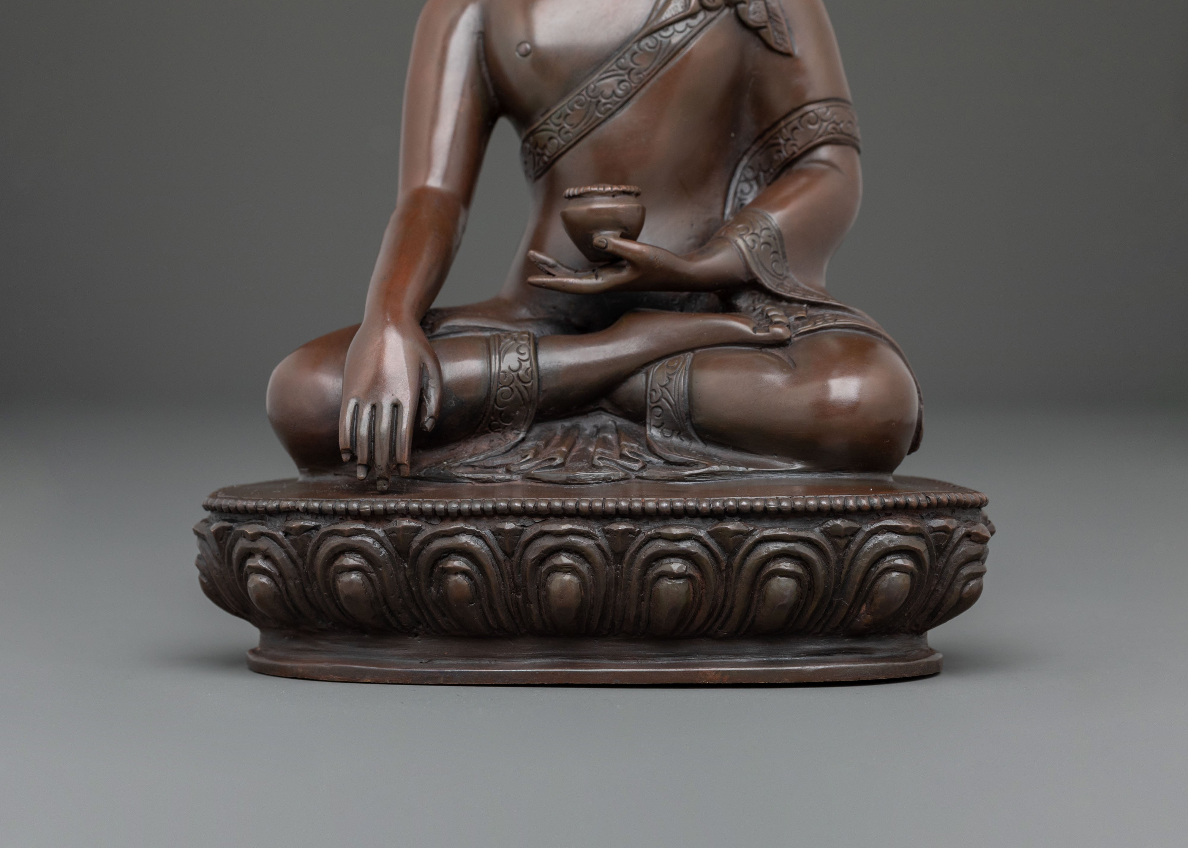 Handcrafted Historical Buddha Shakyamuni Statue
