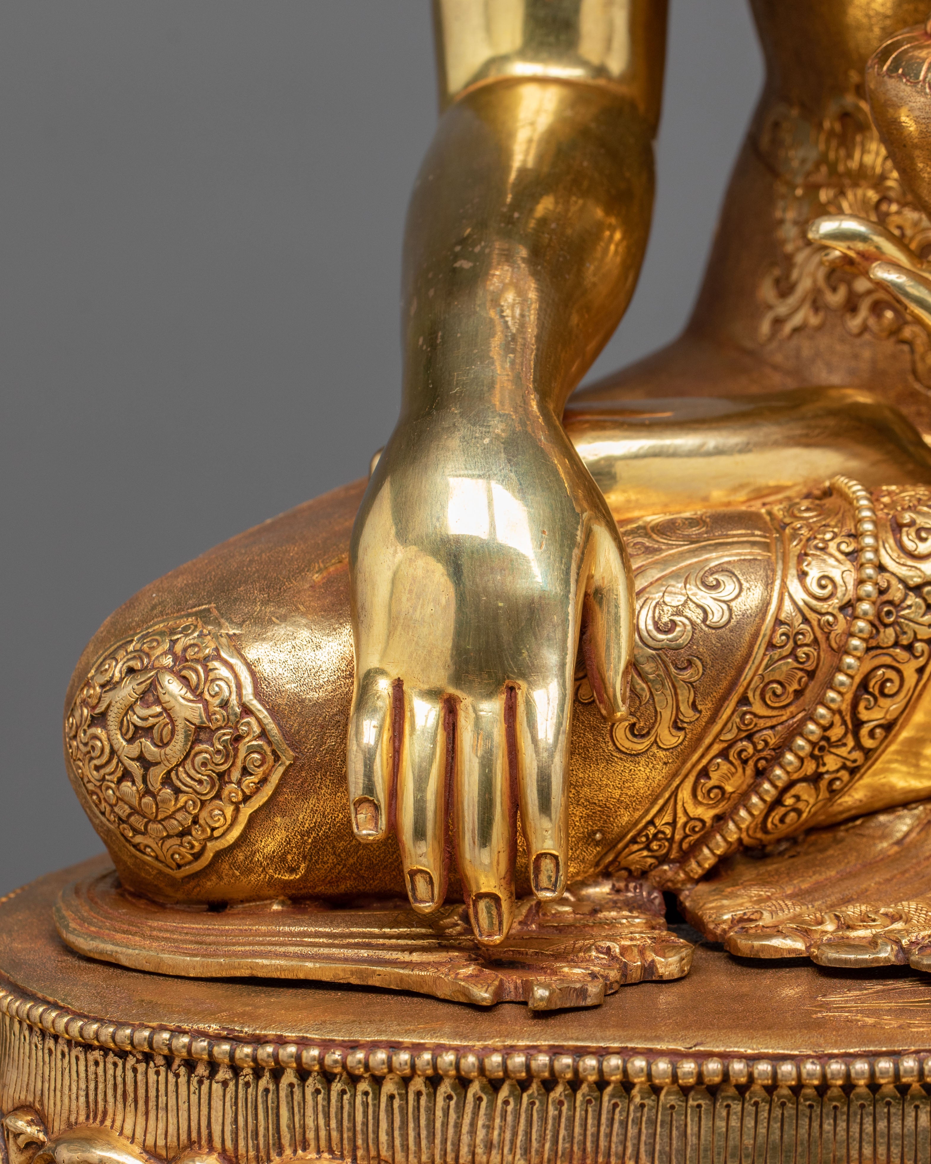 Crown Shakyamuni Buddha Golden Figurine on Throne