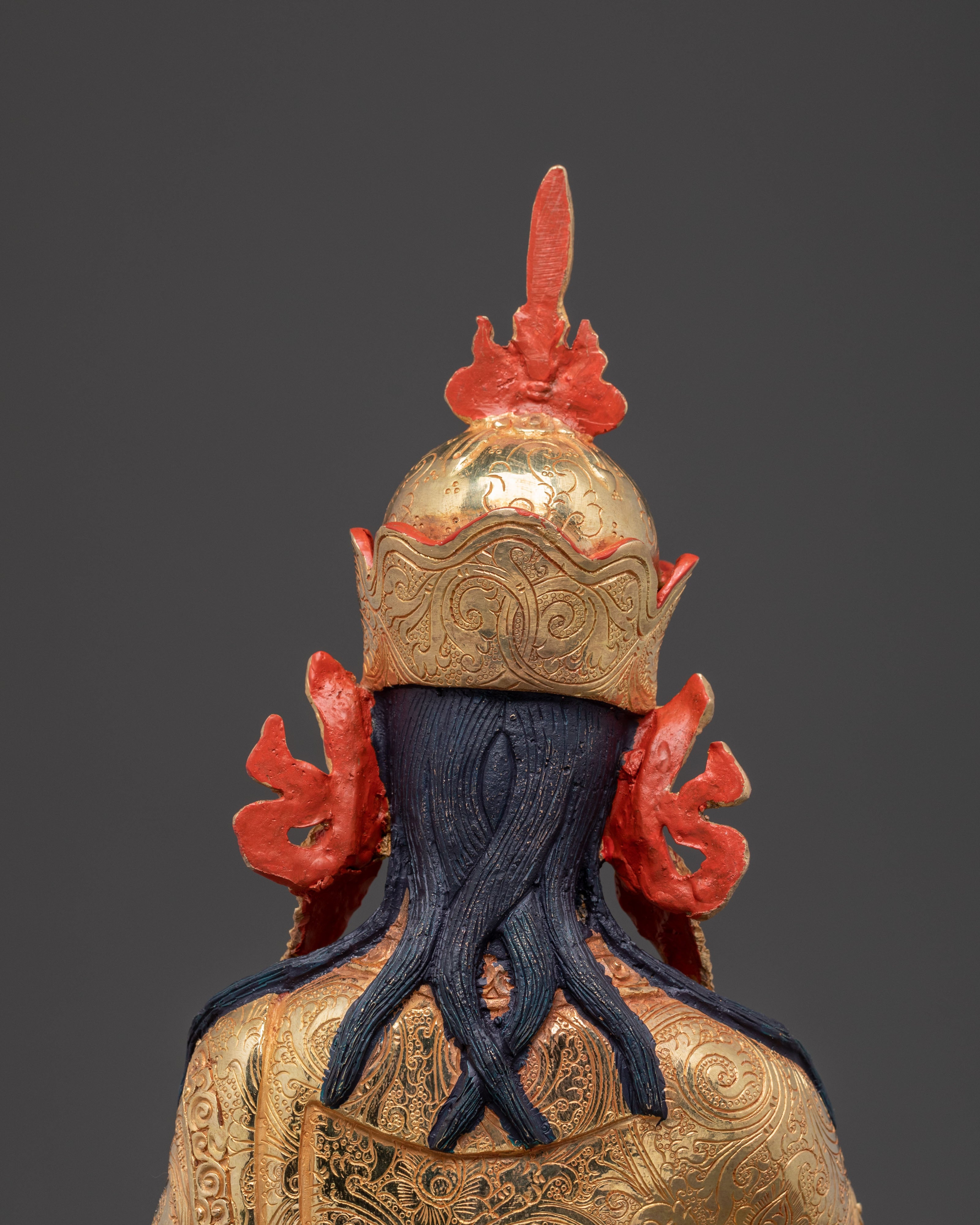 Guru Rinpoche Spiritual Statue – Handcrafted Gold Gilded Statue