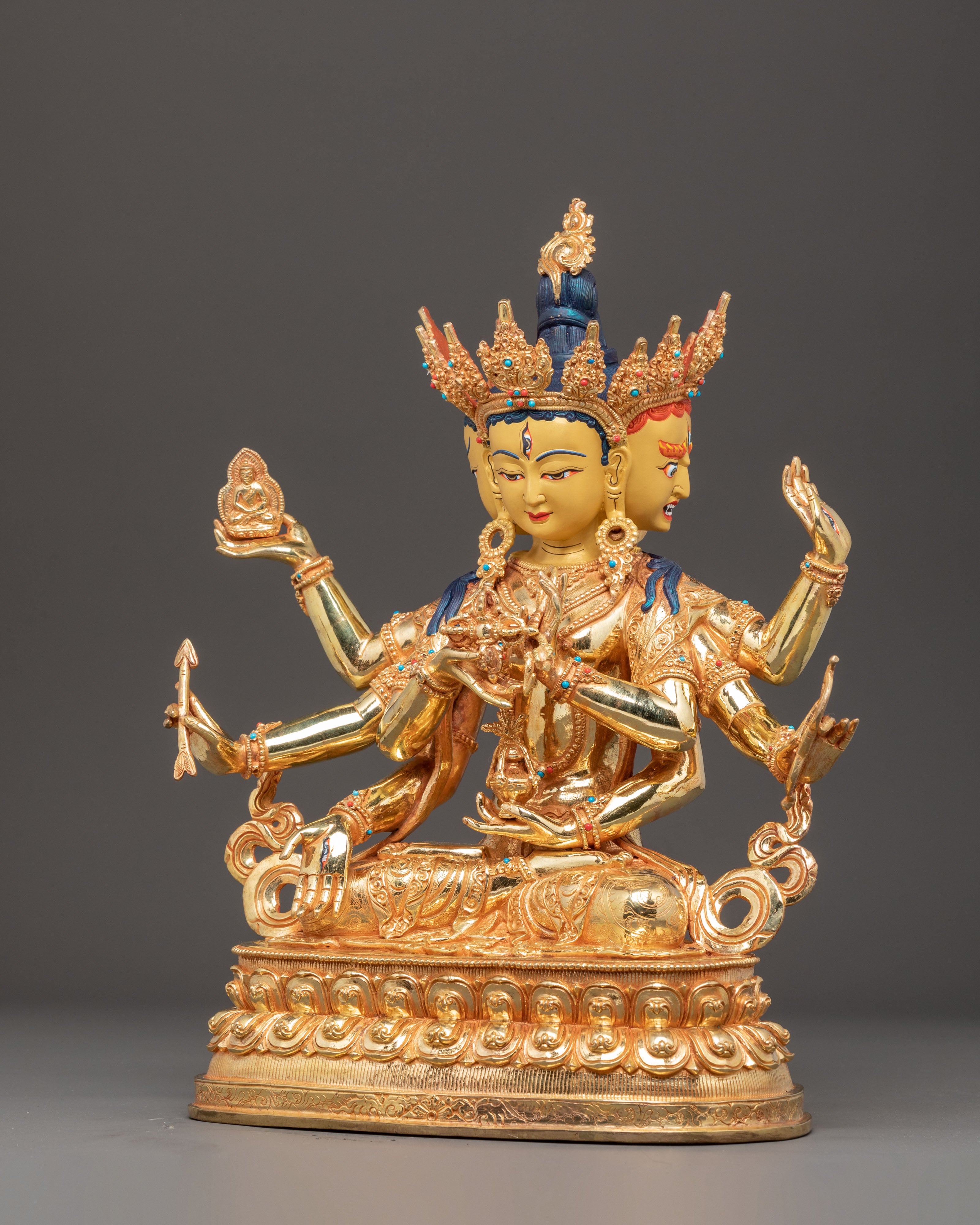 Statue of Victorious One: Ushnishavijaya Namgyalma