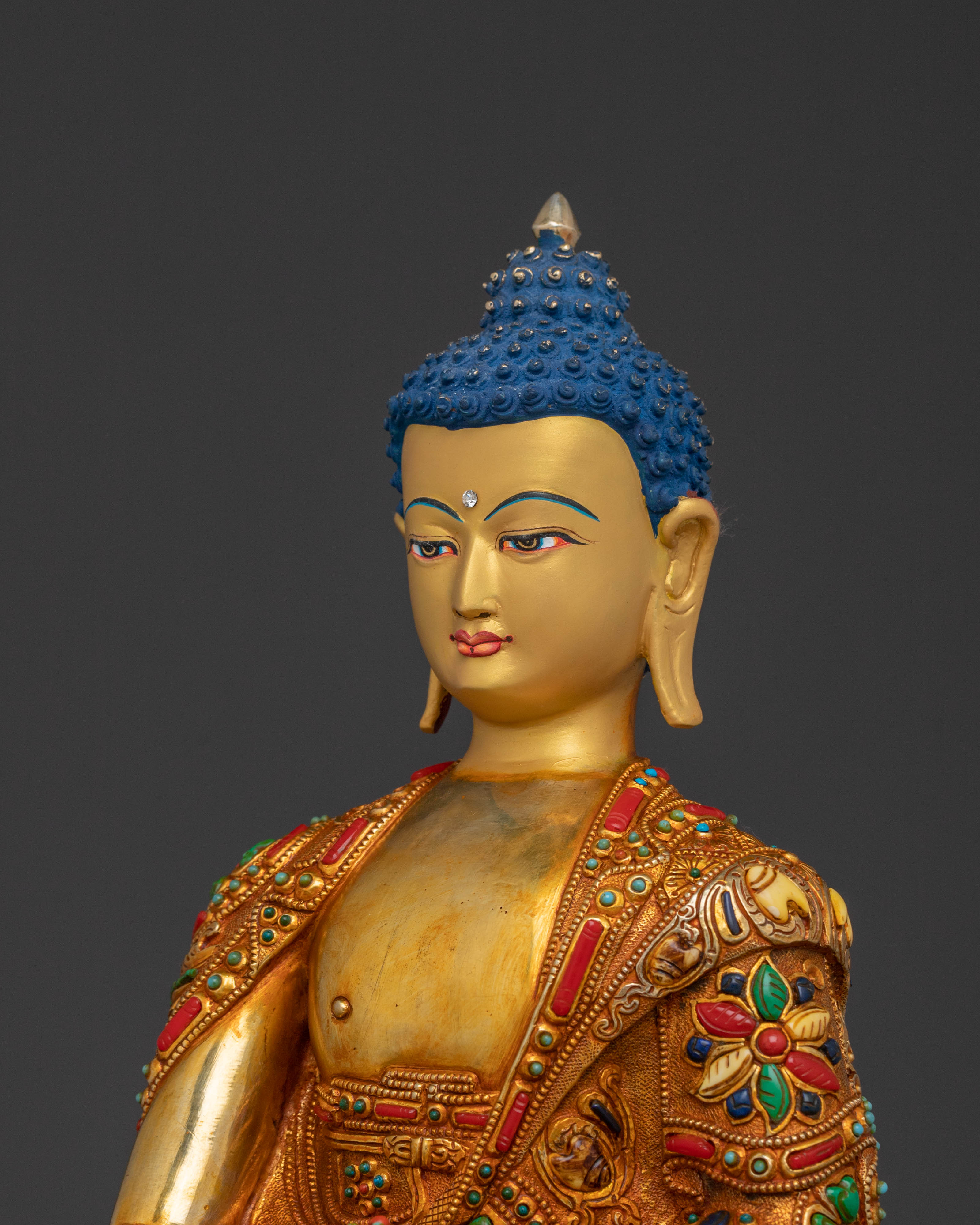 Serene Meditation Shakyamuni Statue – 24K Gold Gilded Art