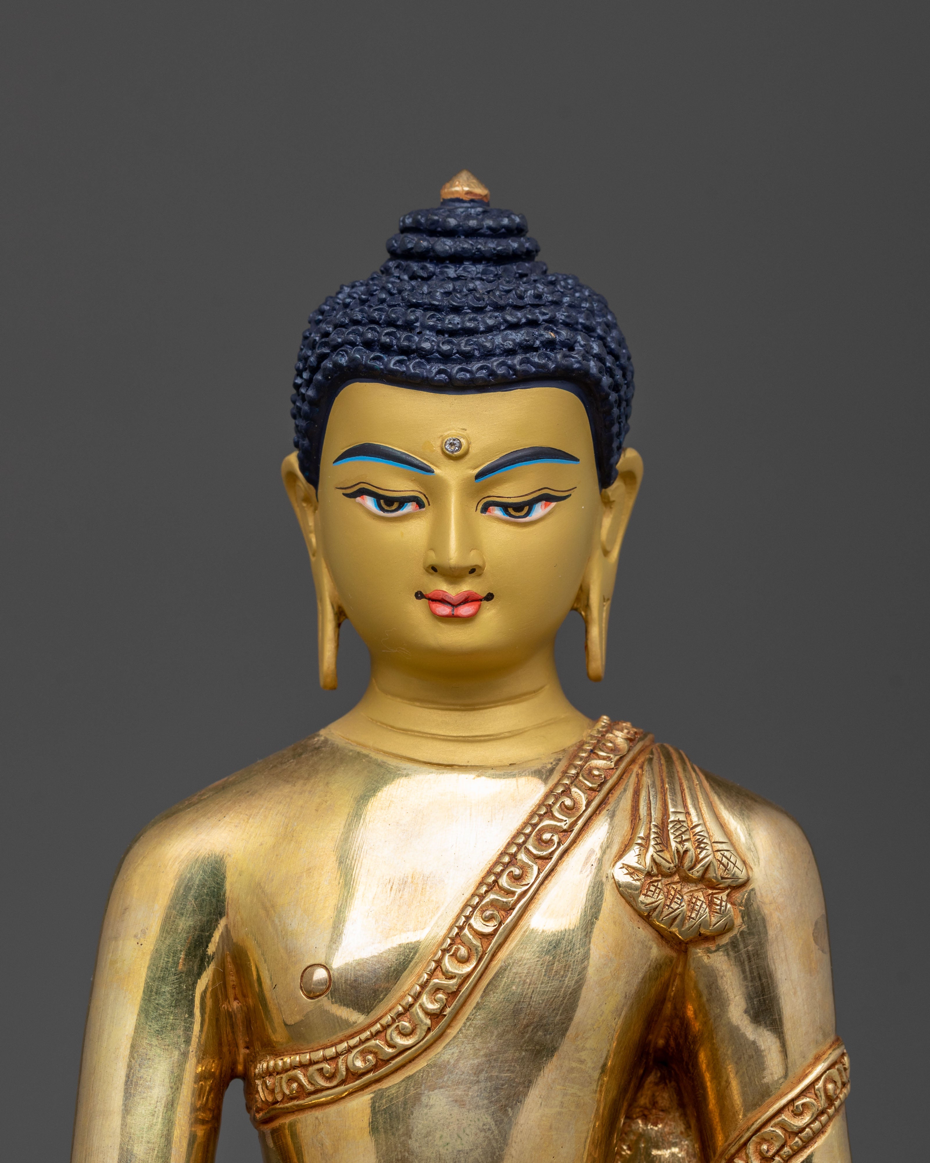 Shakyamuni Buddha Statue Radiates Enlightenment